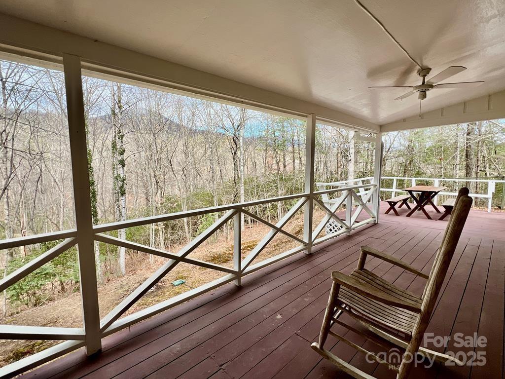 121 Brittany Pointe Property Photo