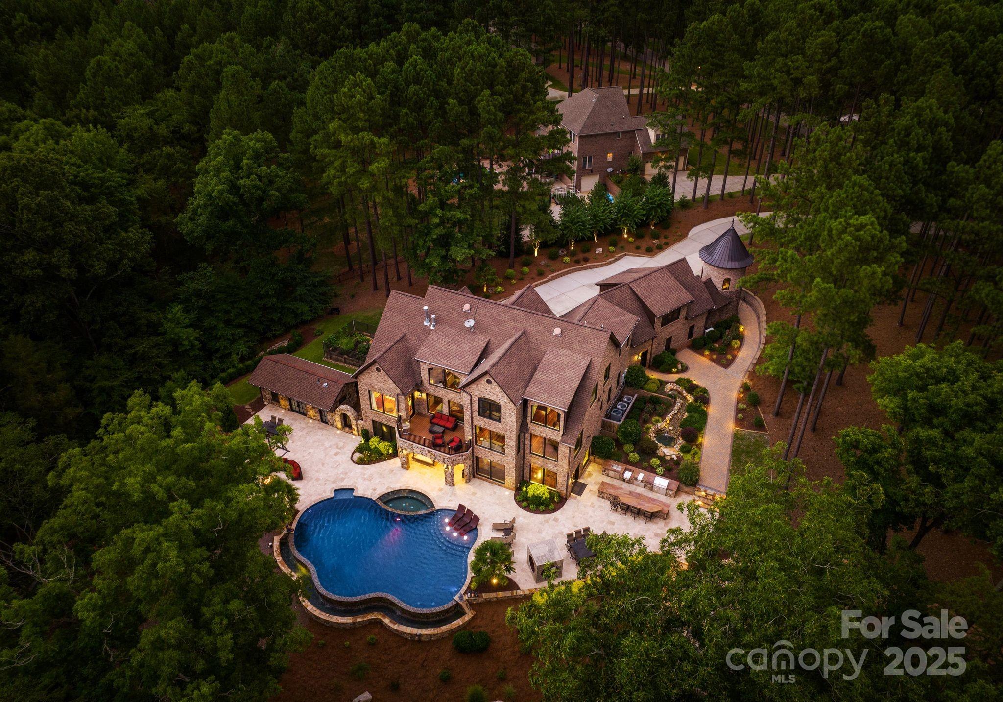 1220 Broadside Road Property Photo