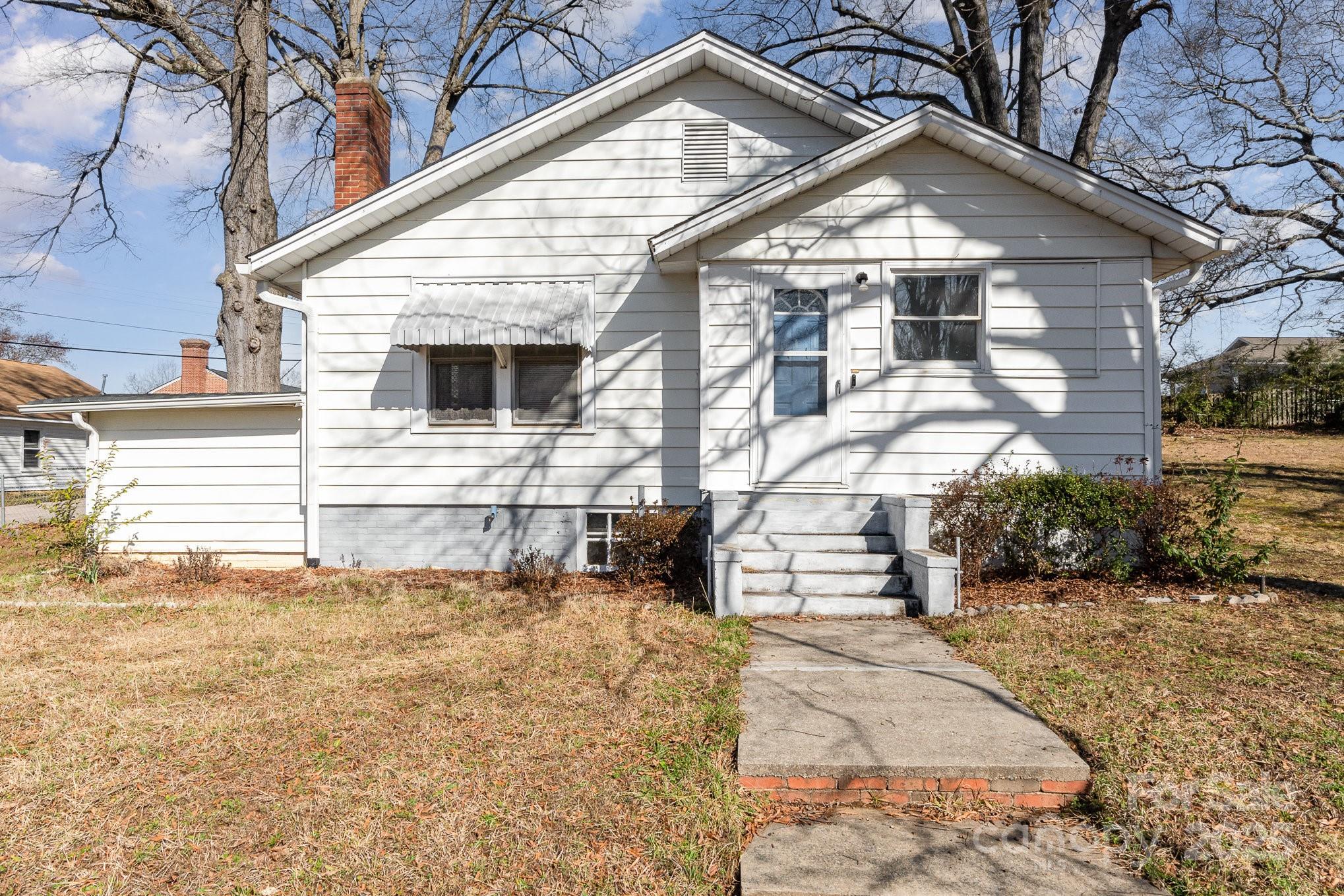 106 W 16th Street Property Photo