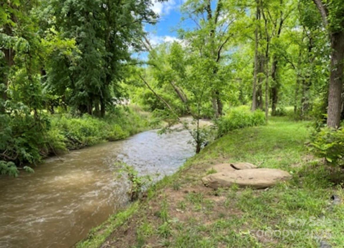 143 Reems Creek Road Property Photo 2