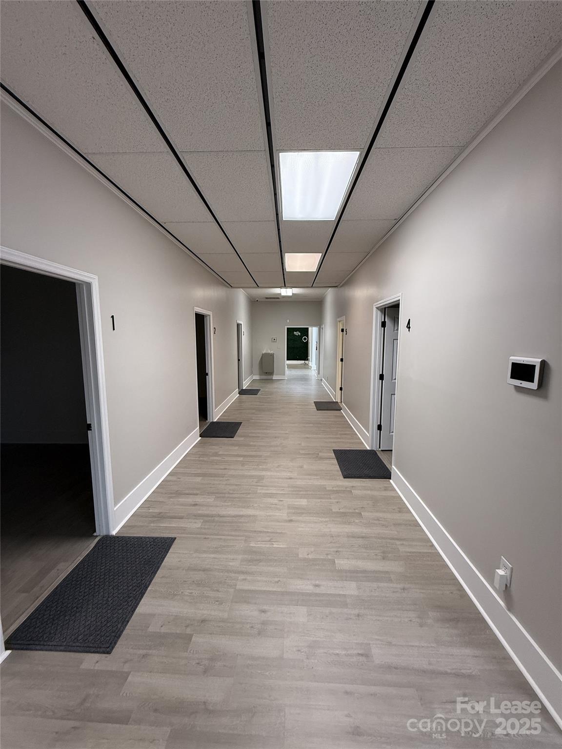 2530 W Roosevelt Boulevard B Property Photo 3