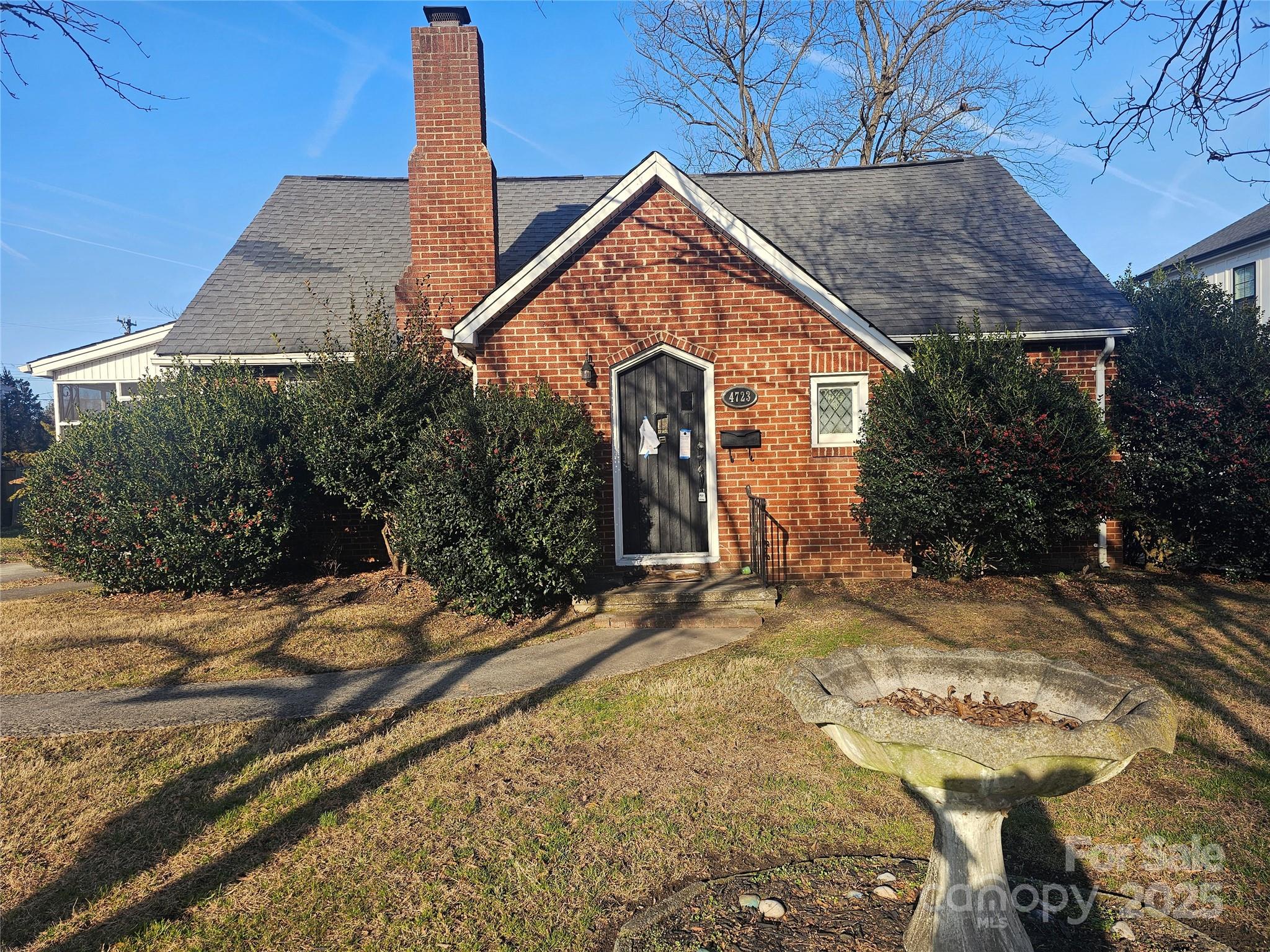 4723 Doris Avenue Property Photo