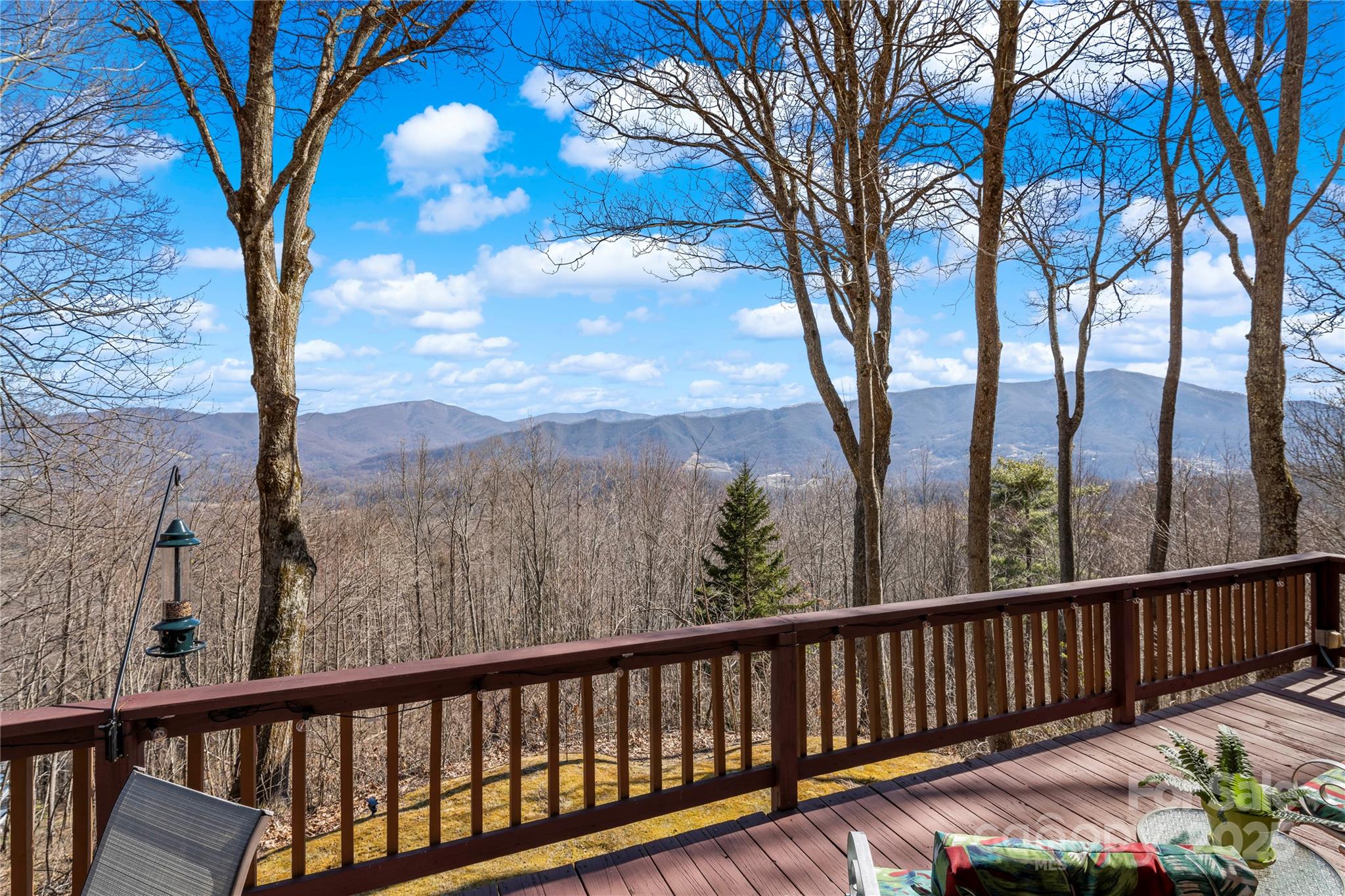 642 Mountainside Drive Property Photo
