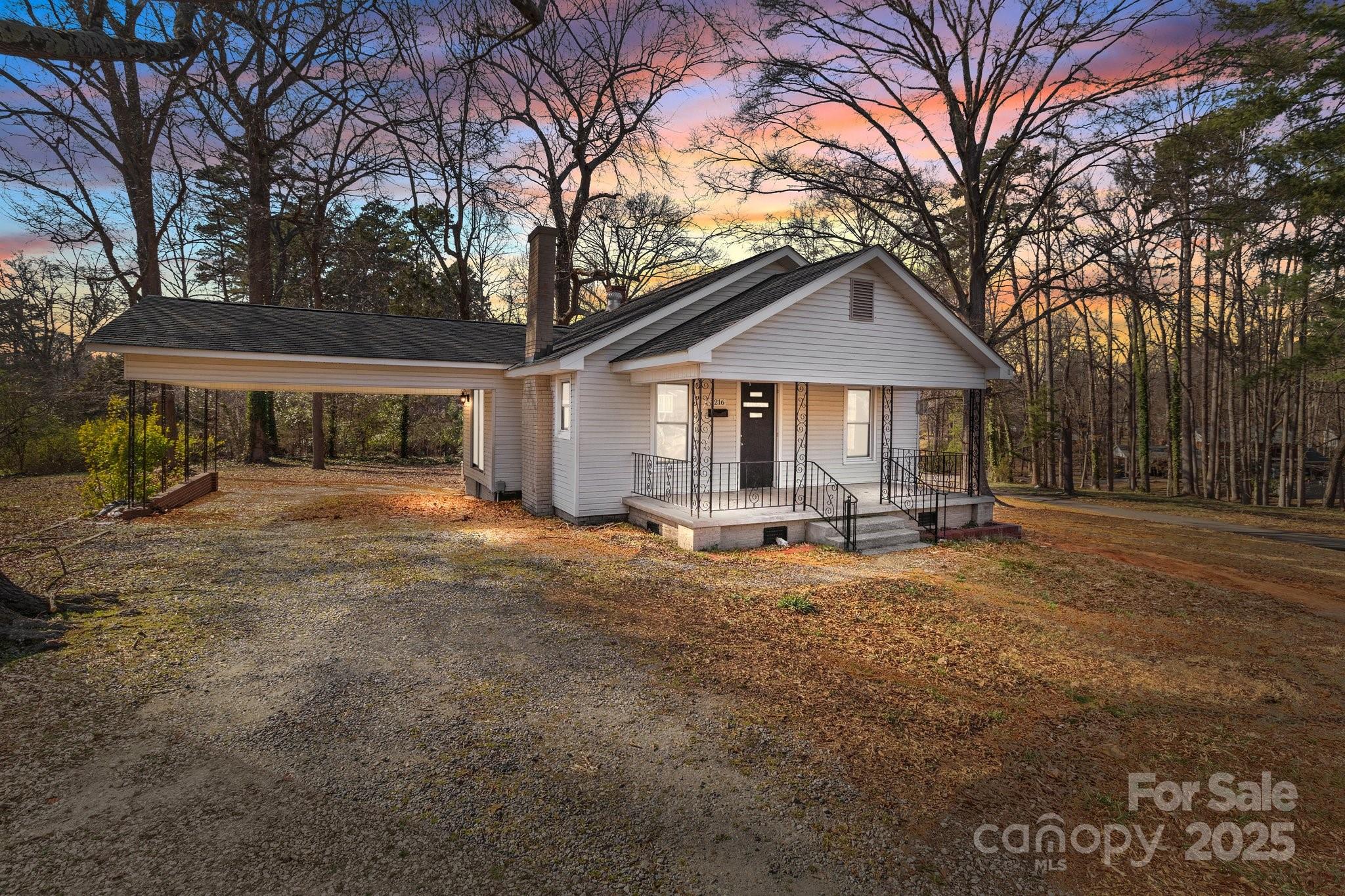 1216 Innis Avenue Property Photo