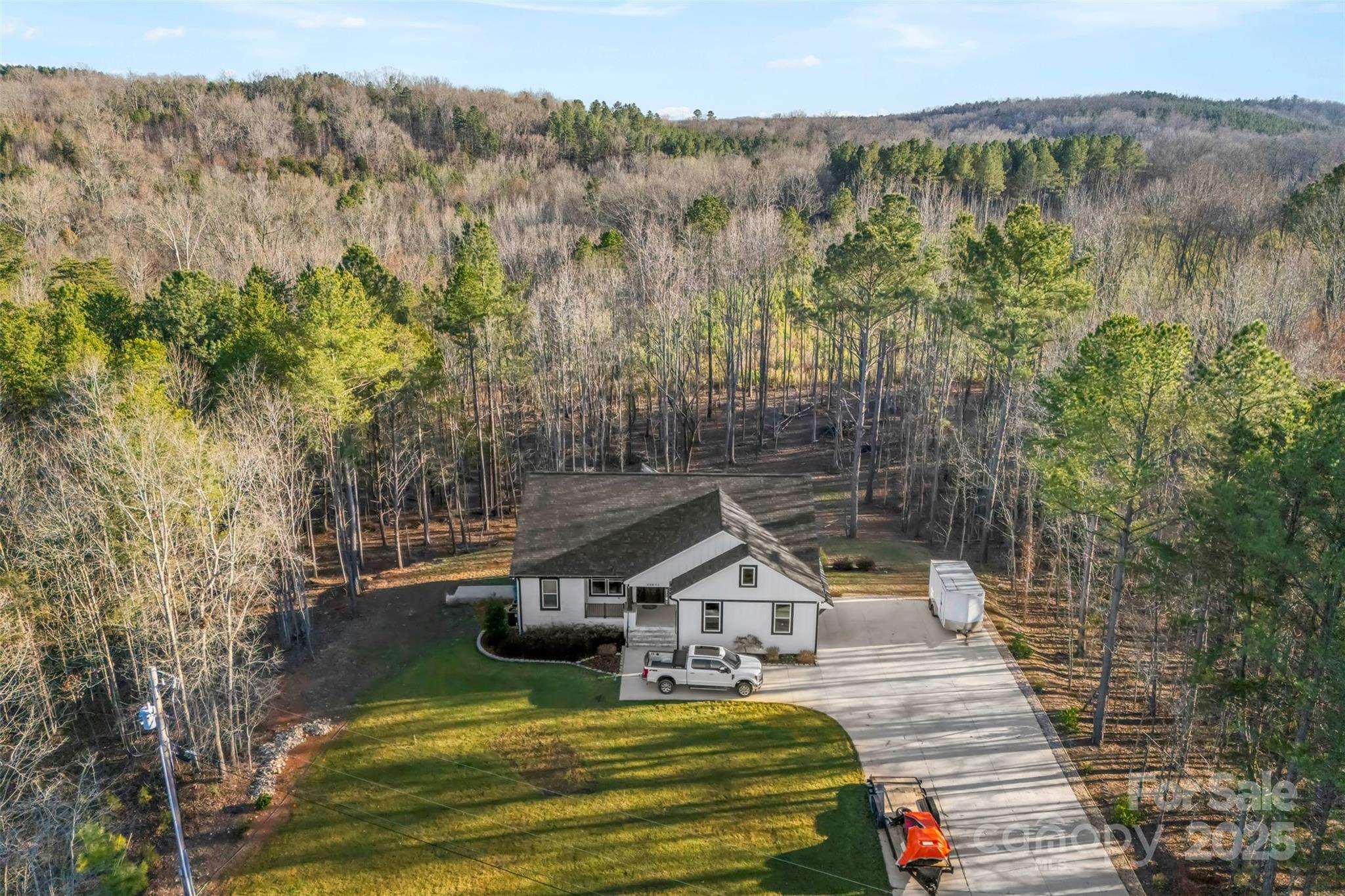 40934 Deer Haven Drive Property Photo 2