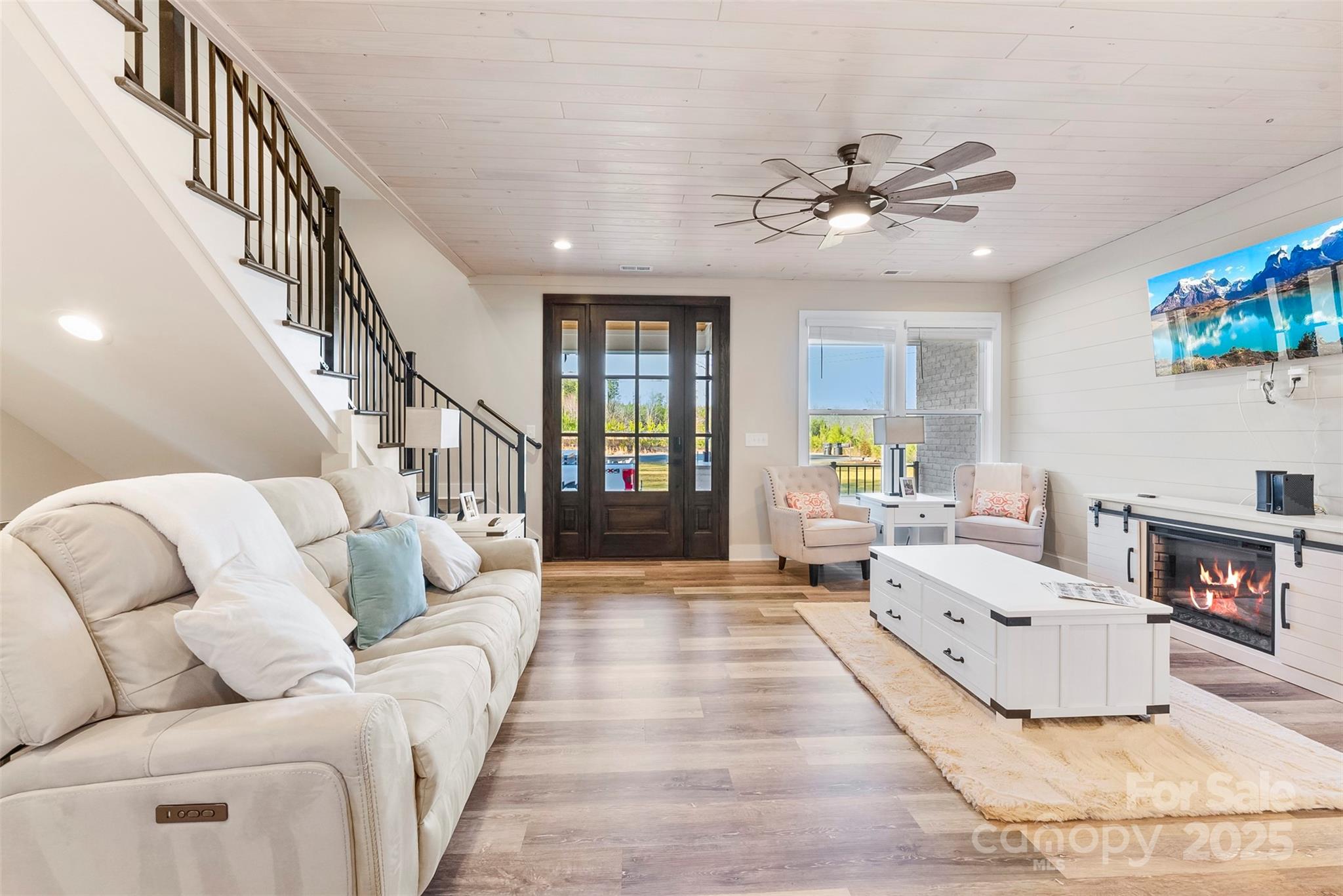 40934 Deer Haven Drive Property Photo 11