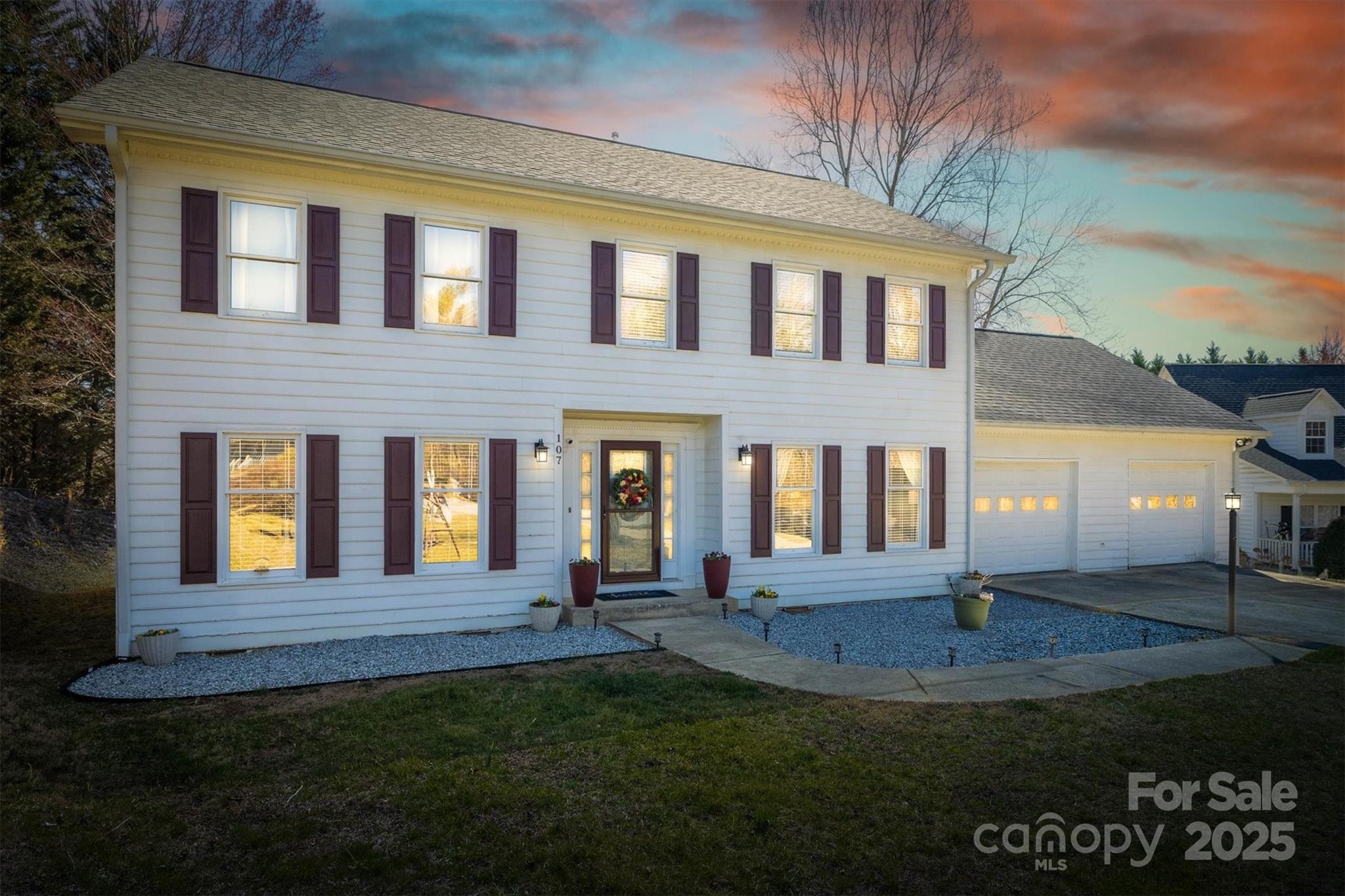 107 Colony Court Property Photo