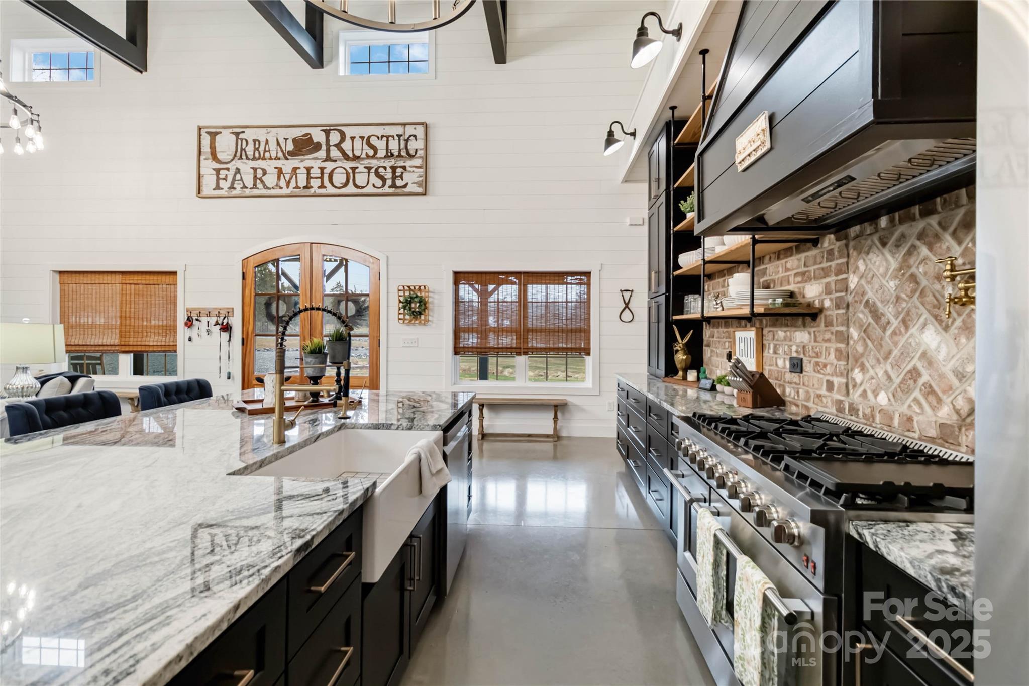 2288 Boheler Road Property Photo 16