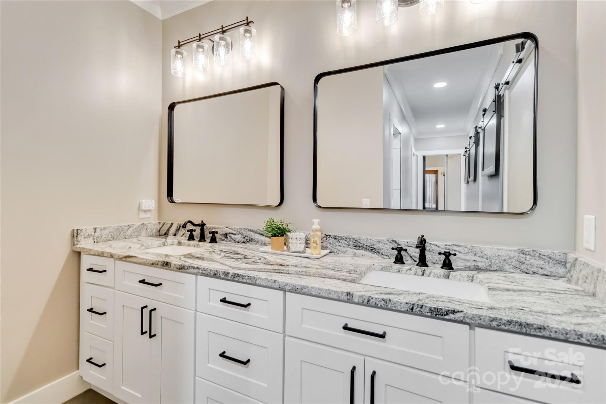 2288 Boheler Road Property Photo 24