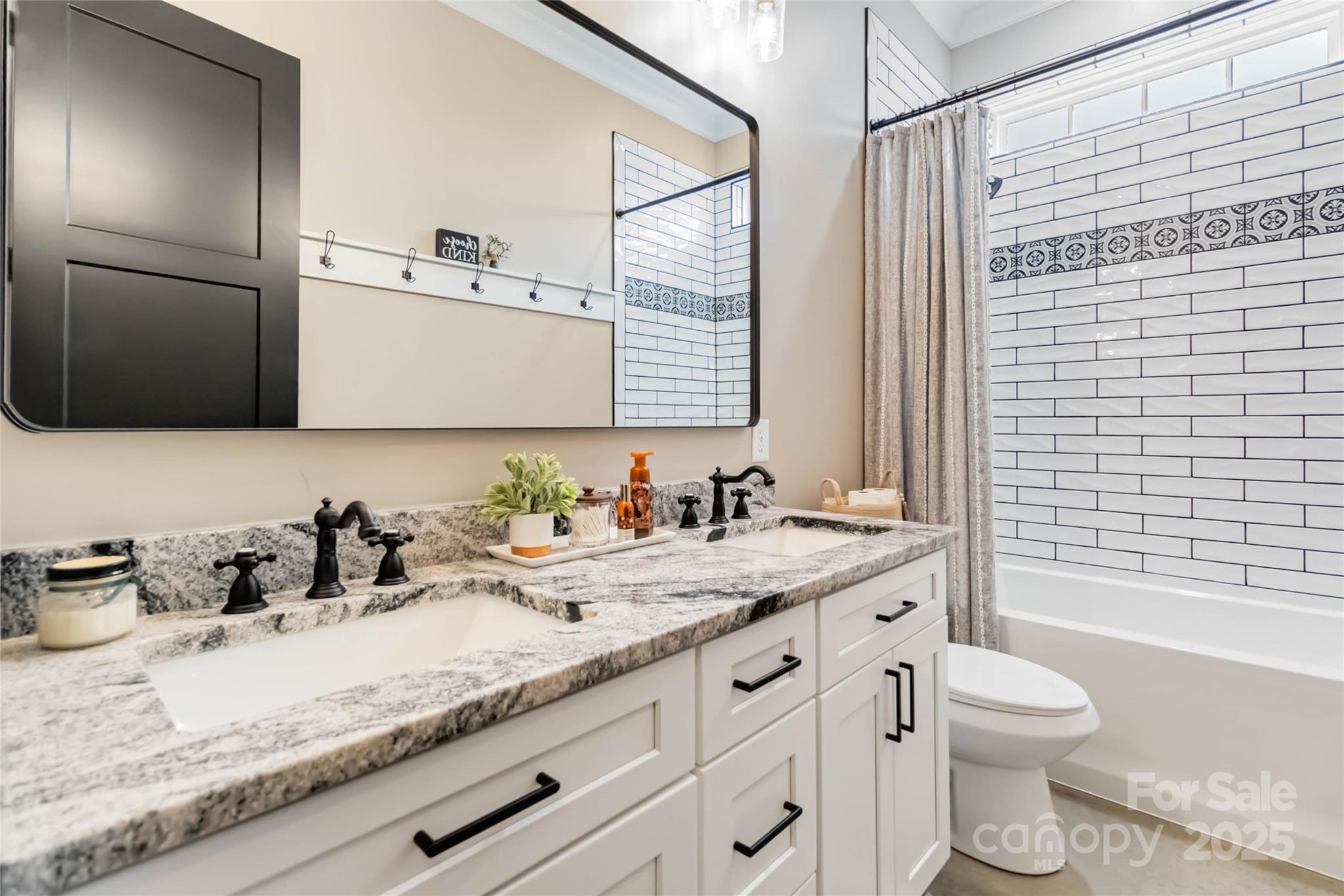 2288 Boheler Road Property Photo 28