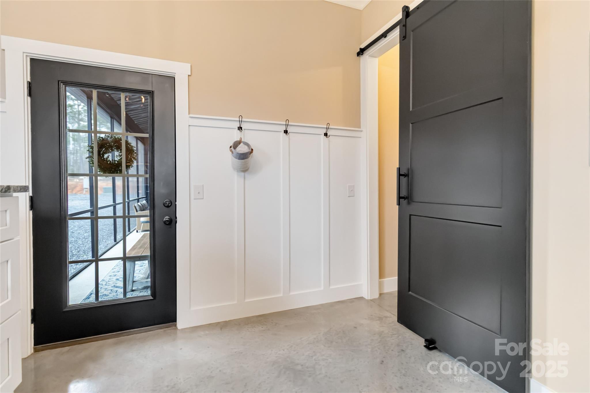 2288 Boheler Road Property Photo 32