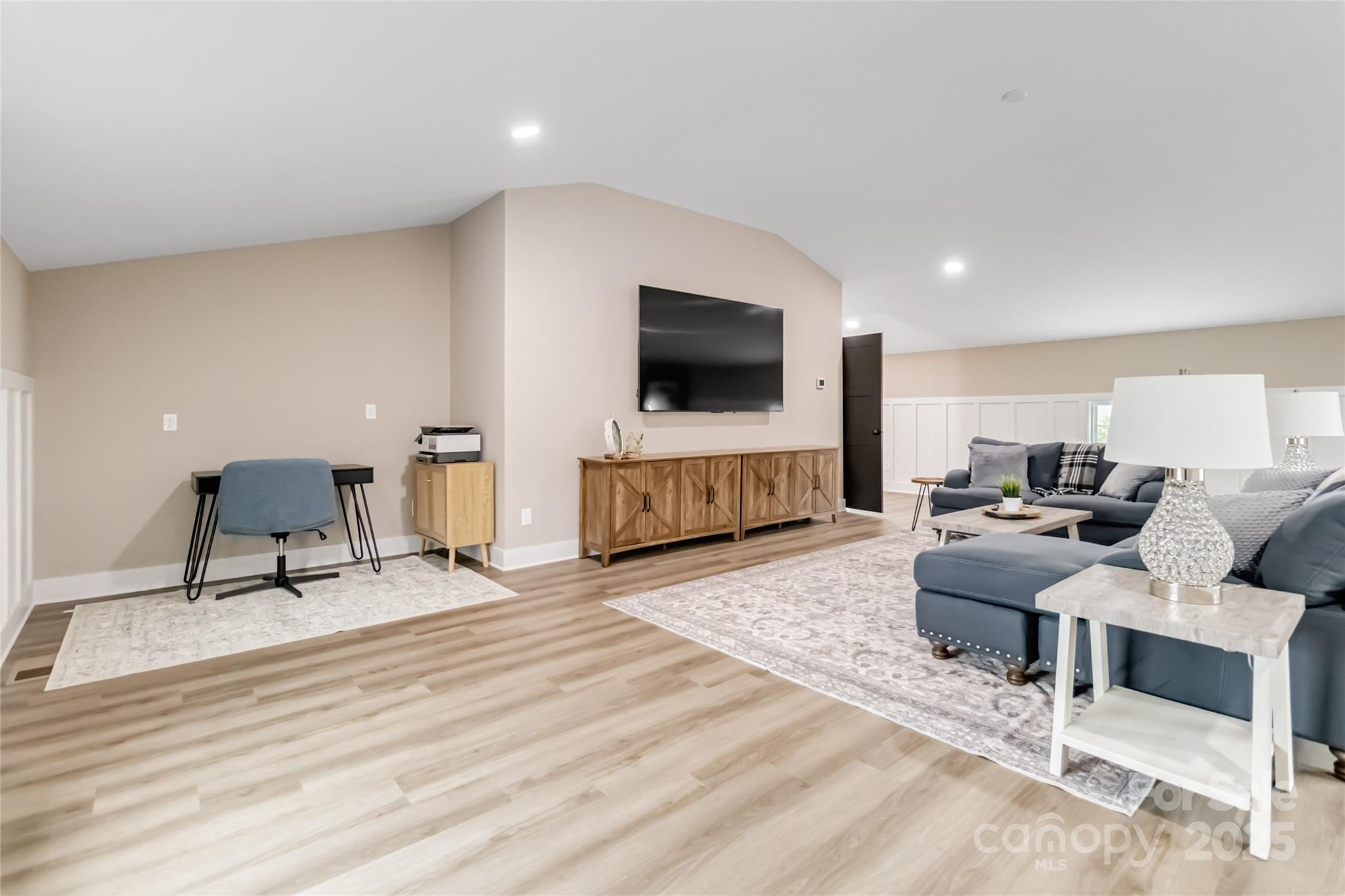 2288 Boheler Road Property Photo 35