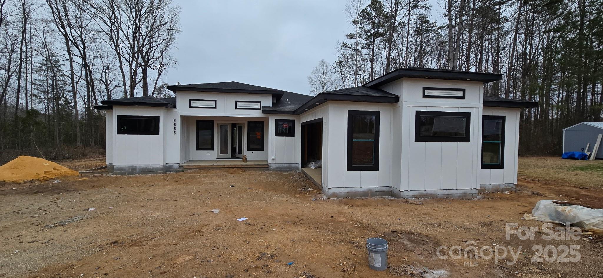 6855 Union Road Property Photo