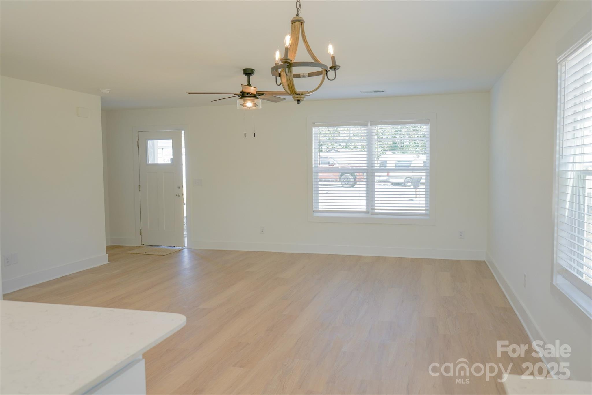 816 Fairview Street A Property Photo