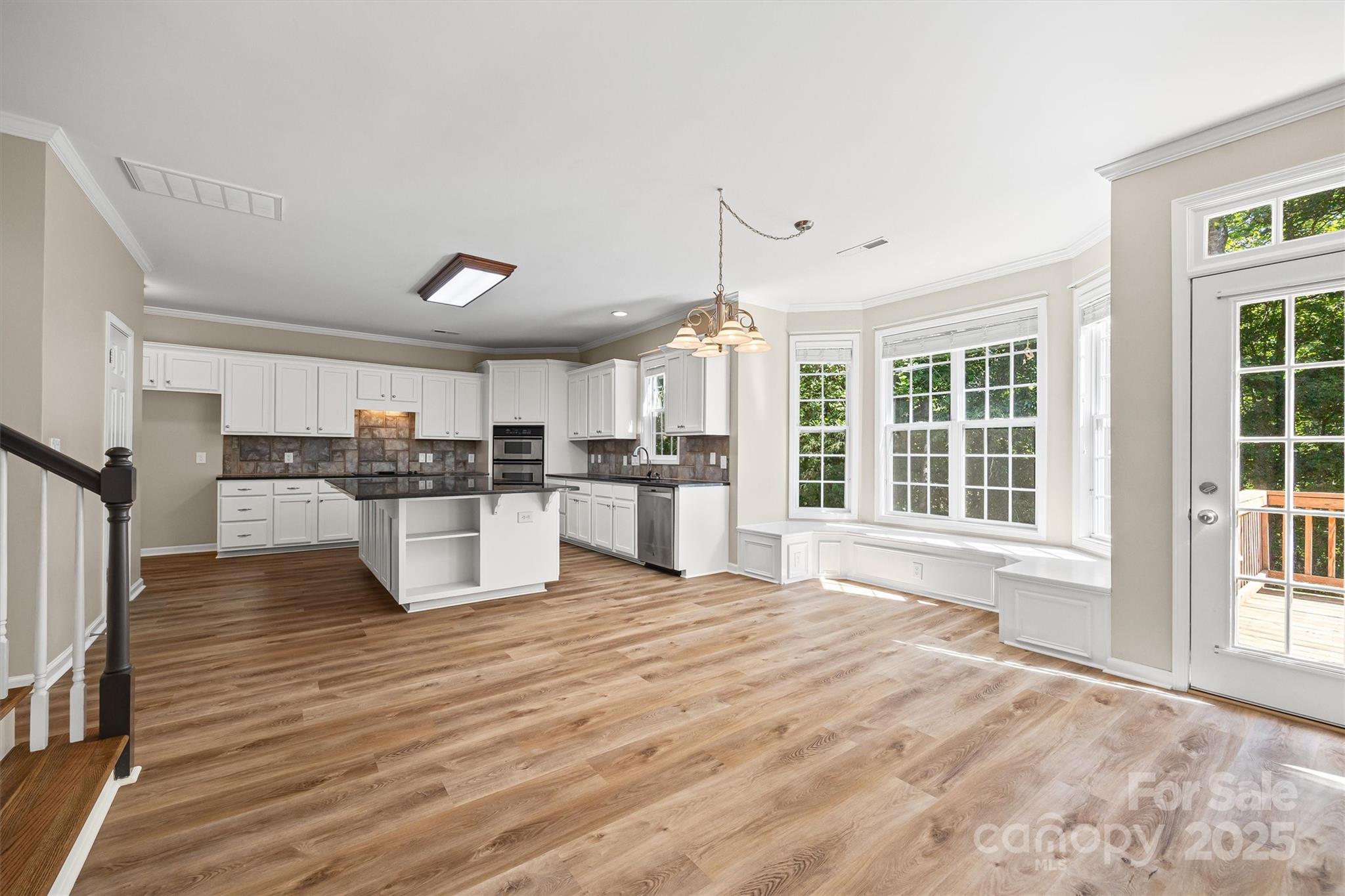 6458 Chadwell Court 30 Property Photo 4