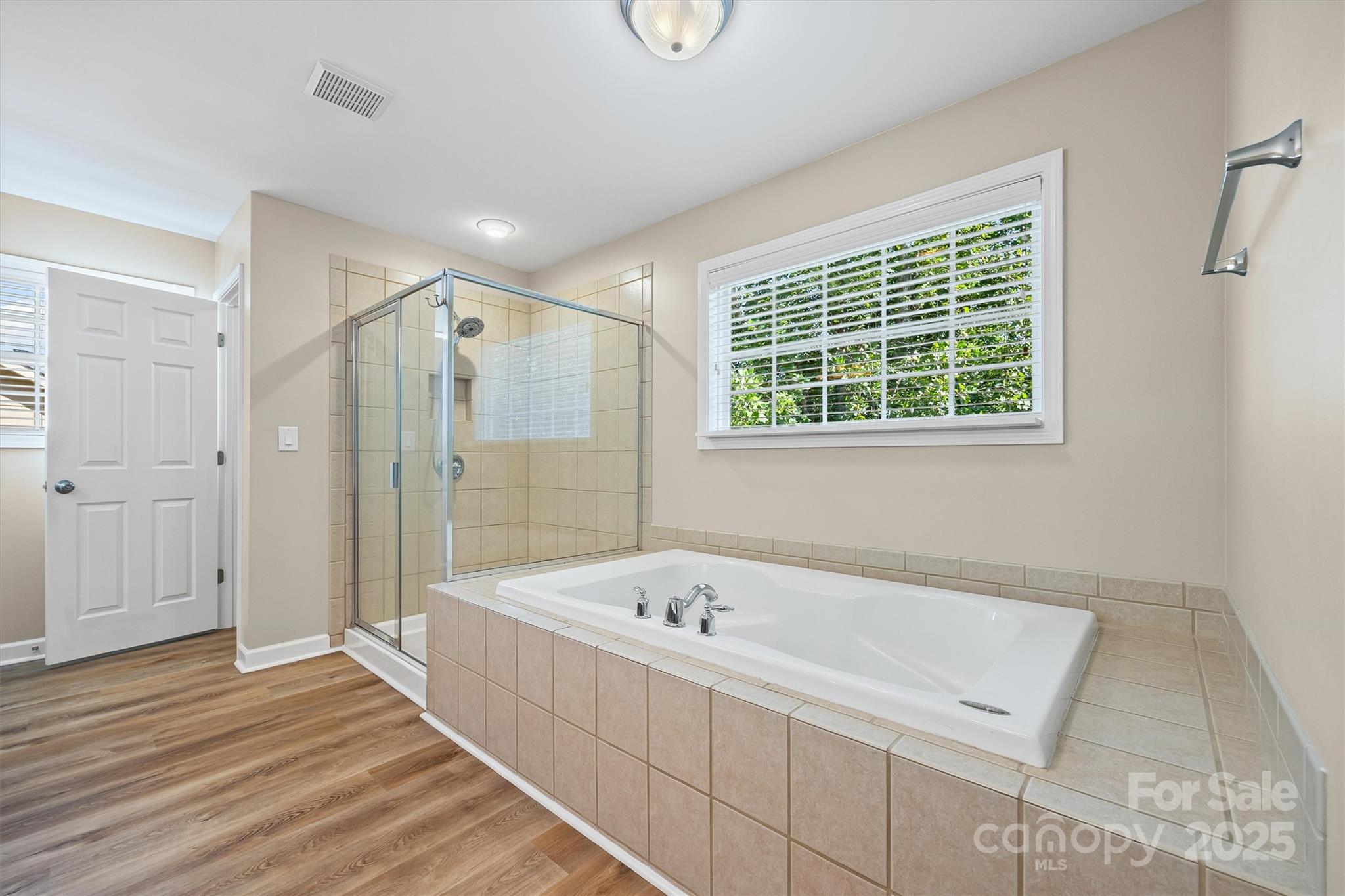 6458 Chadwell Court 30 Property Photo 14