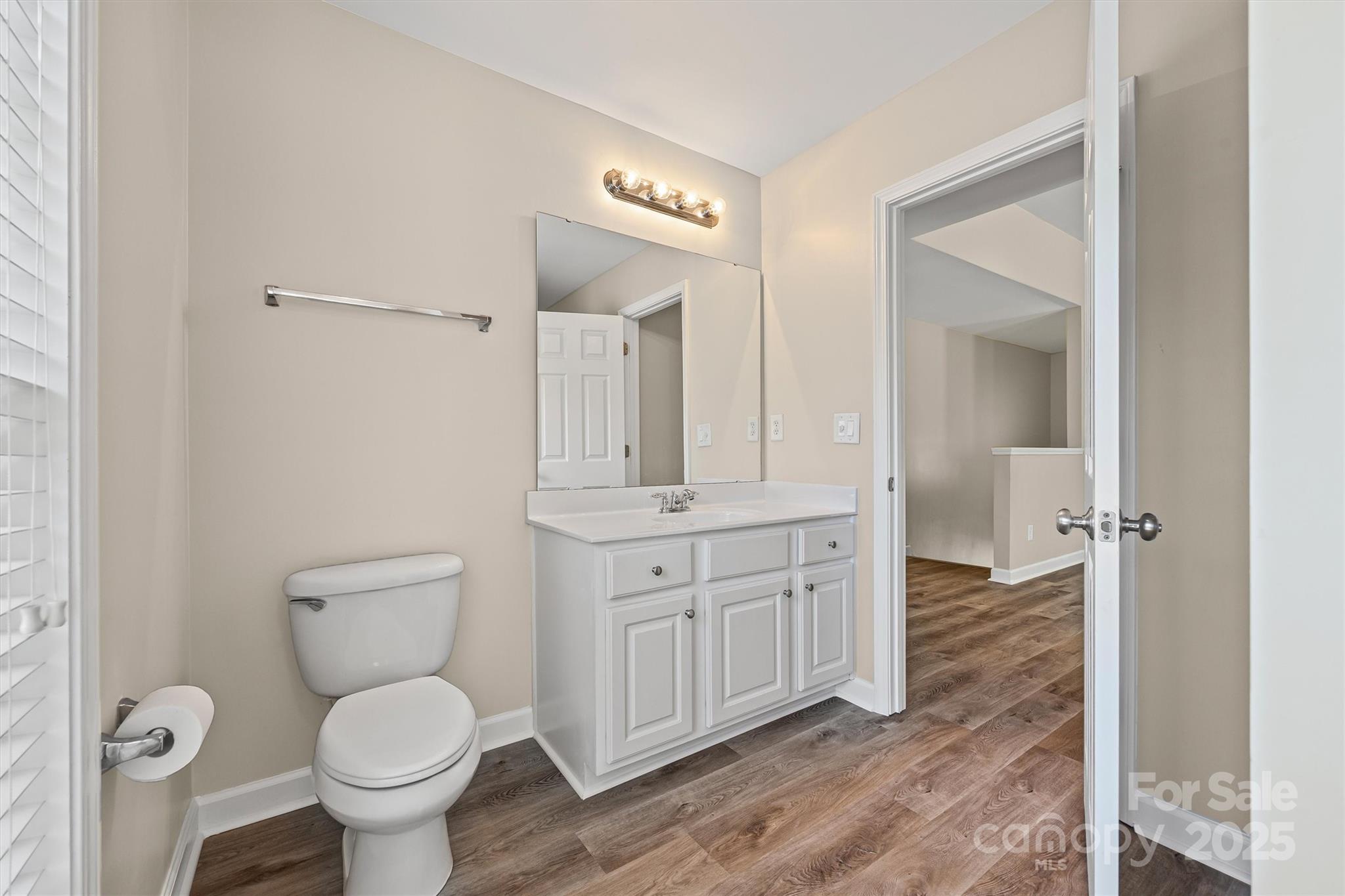 6458 Chadwell Court 30 Property Photo 15