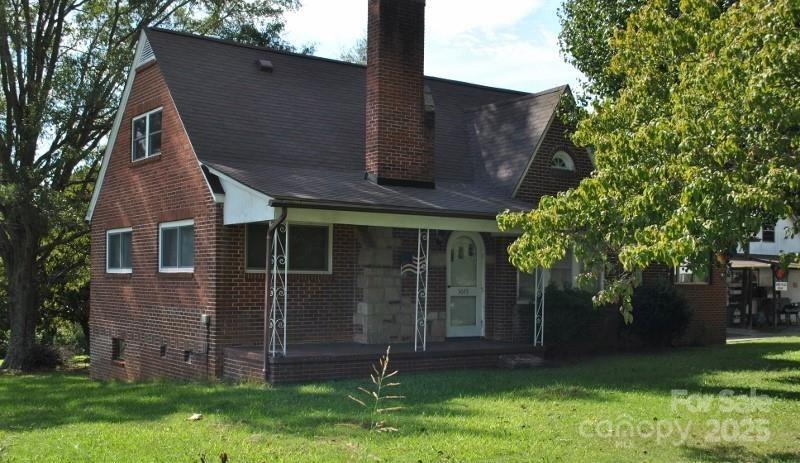 3045 Woodleaf Road Property Photo