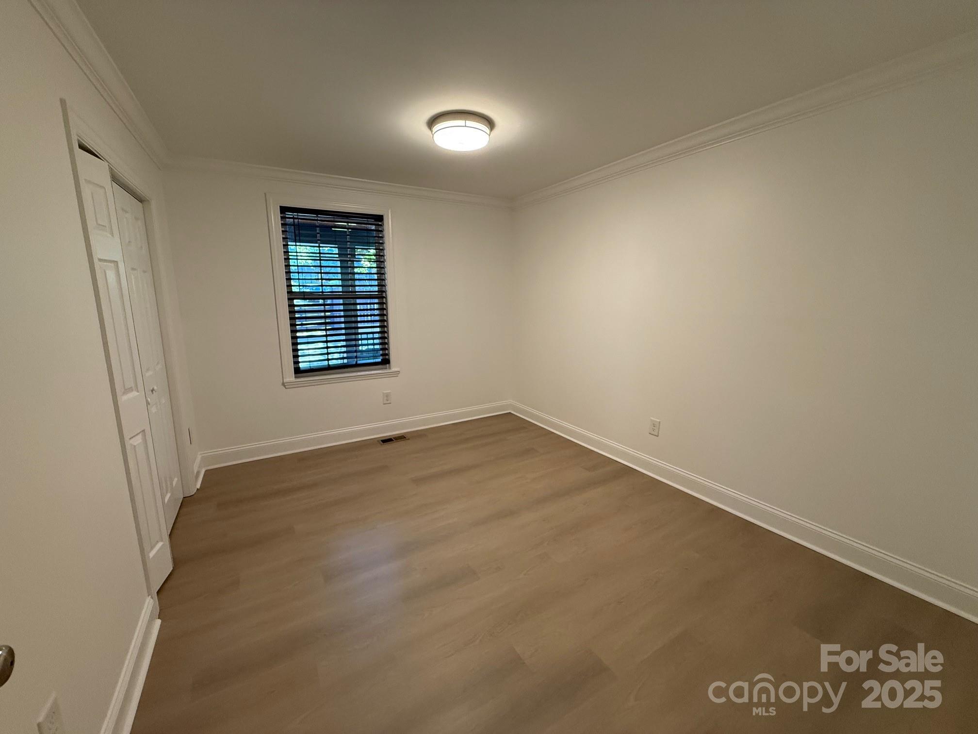3332 Draper Avenue Property Photo 28