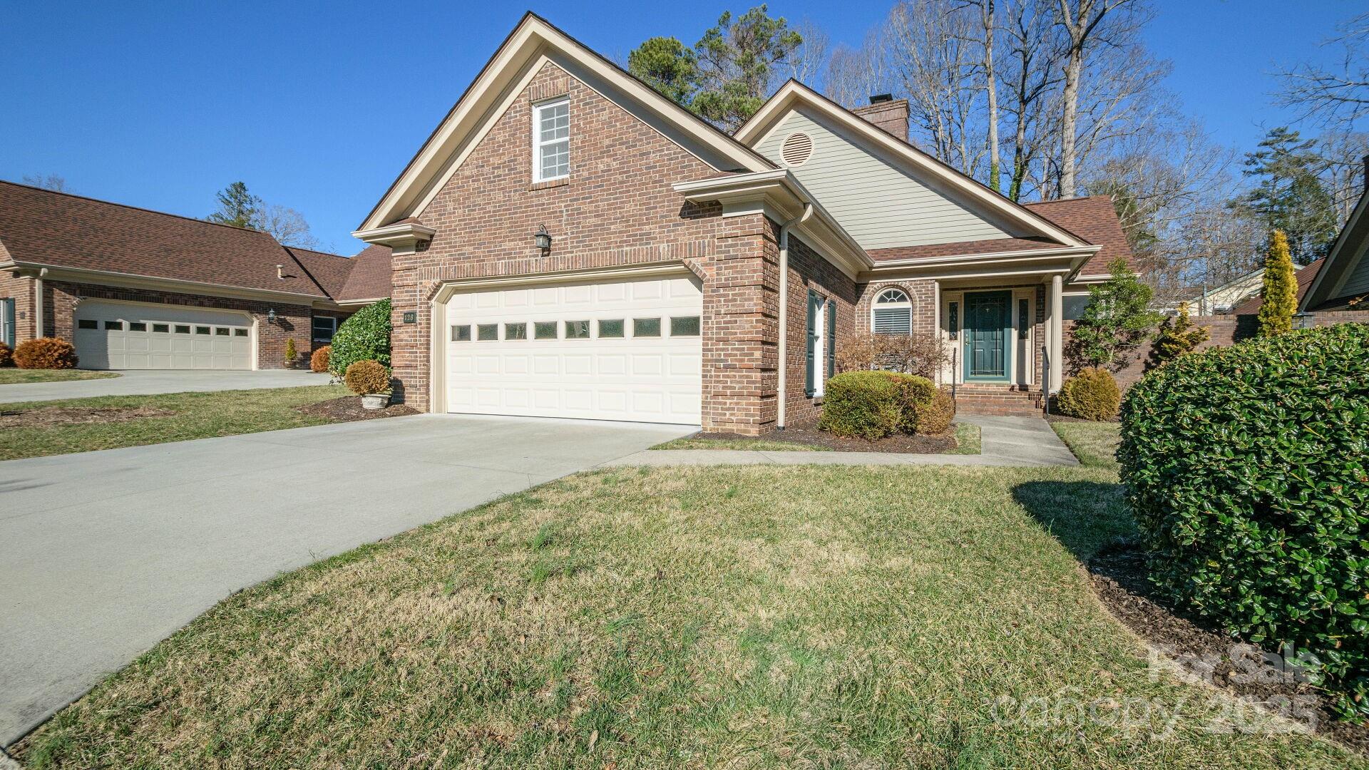 128 Glenbrook Drive Property Photo
