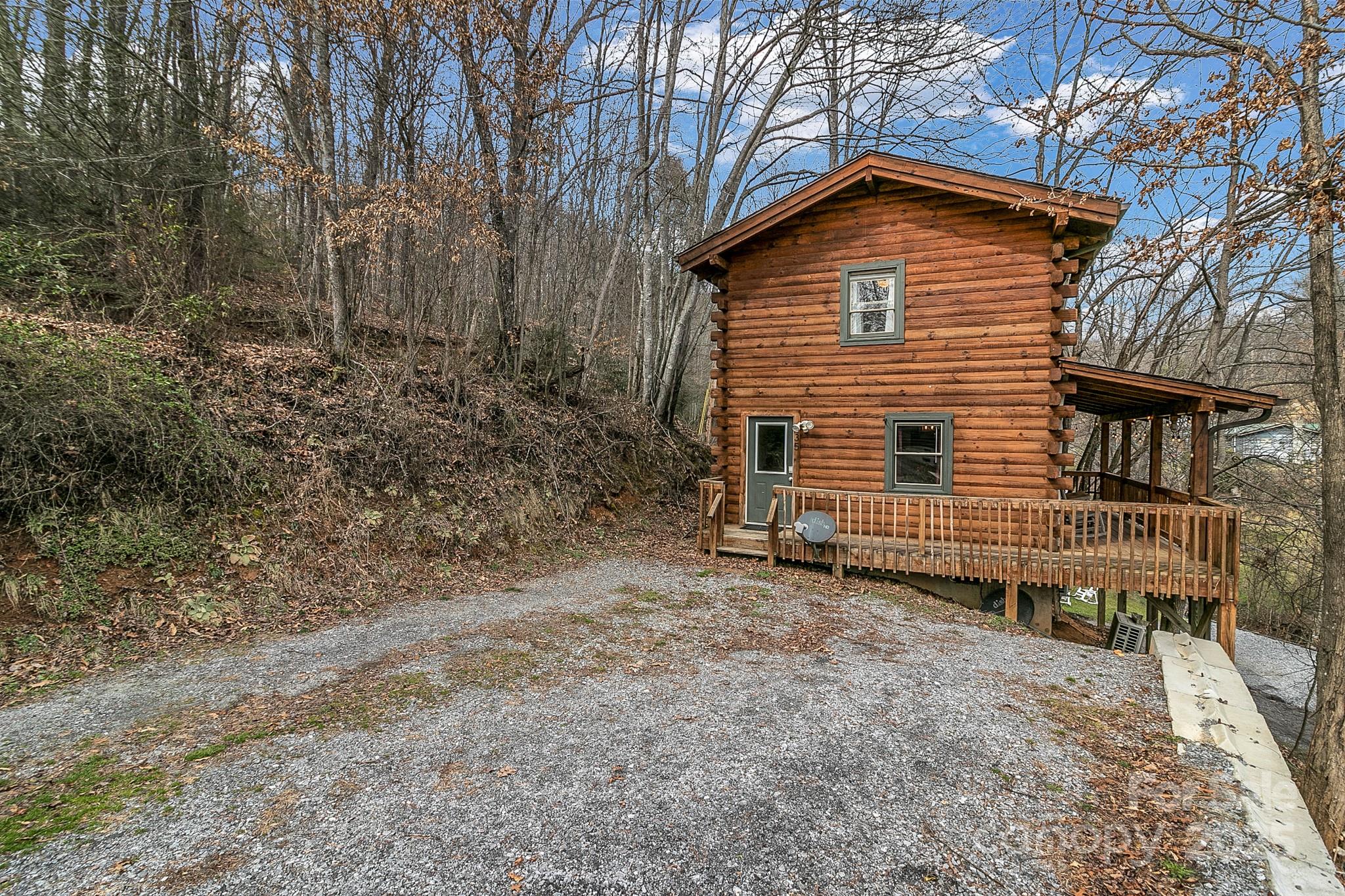 35 Creeds Cove Lane Property Photo