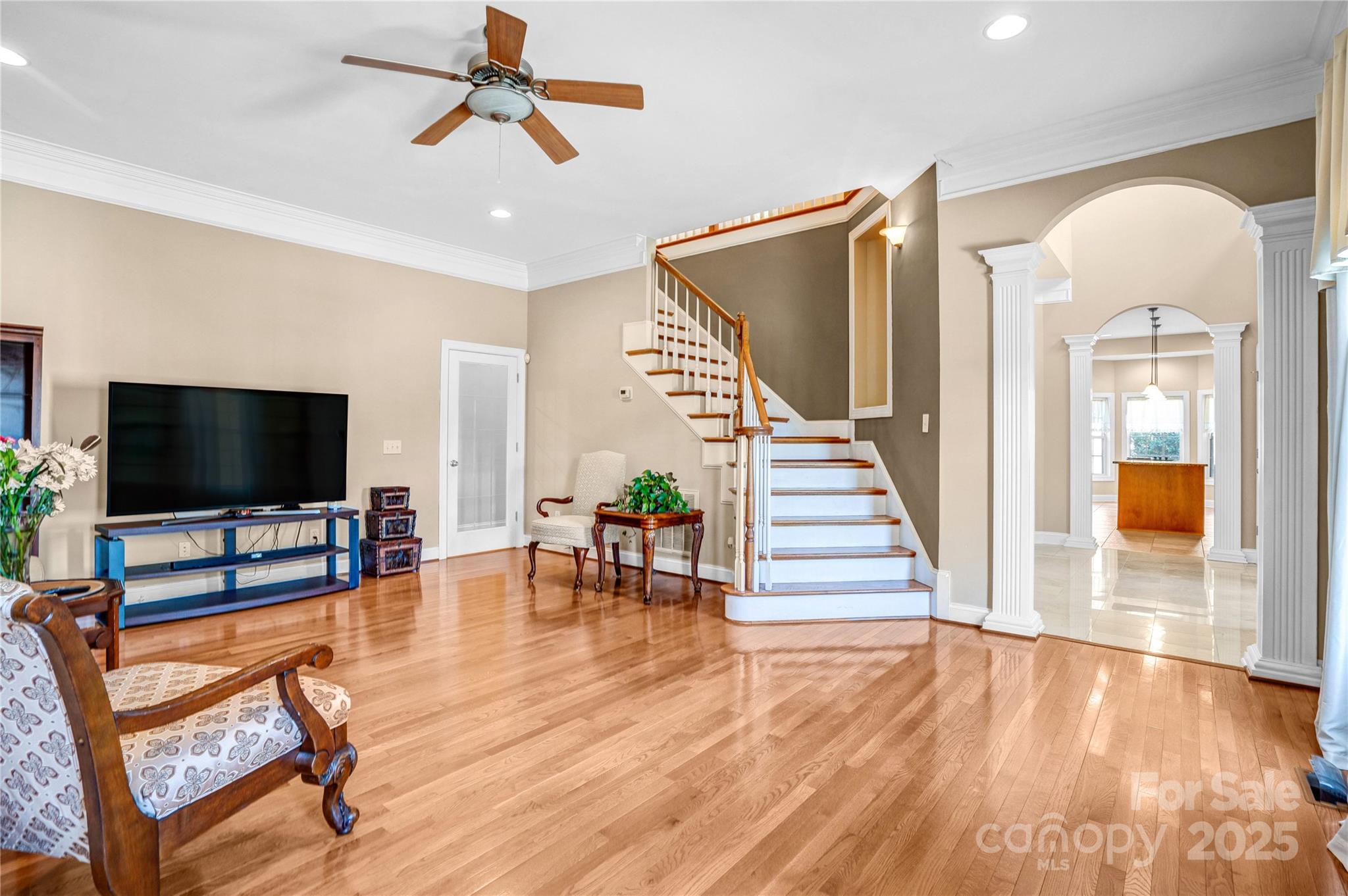305 Chancelot Lane Property Photo 13