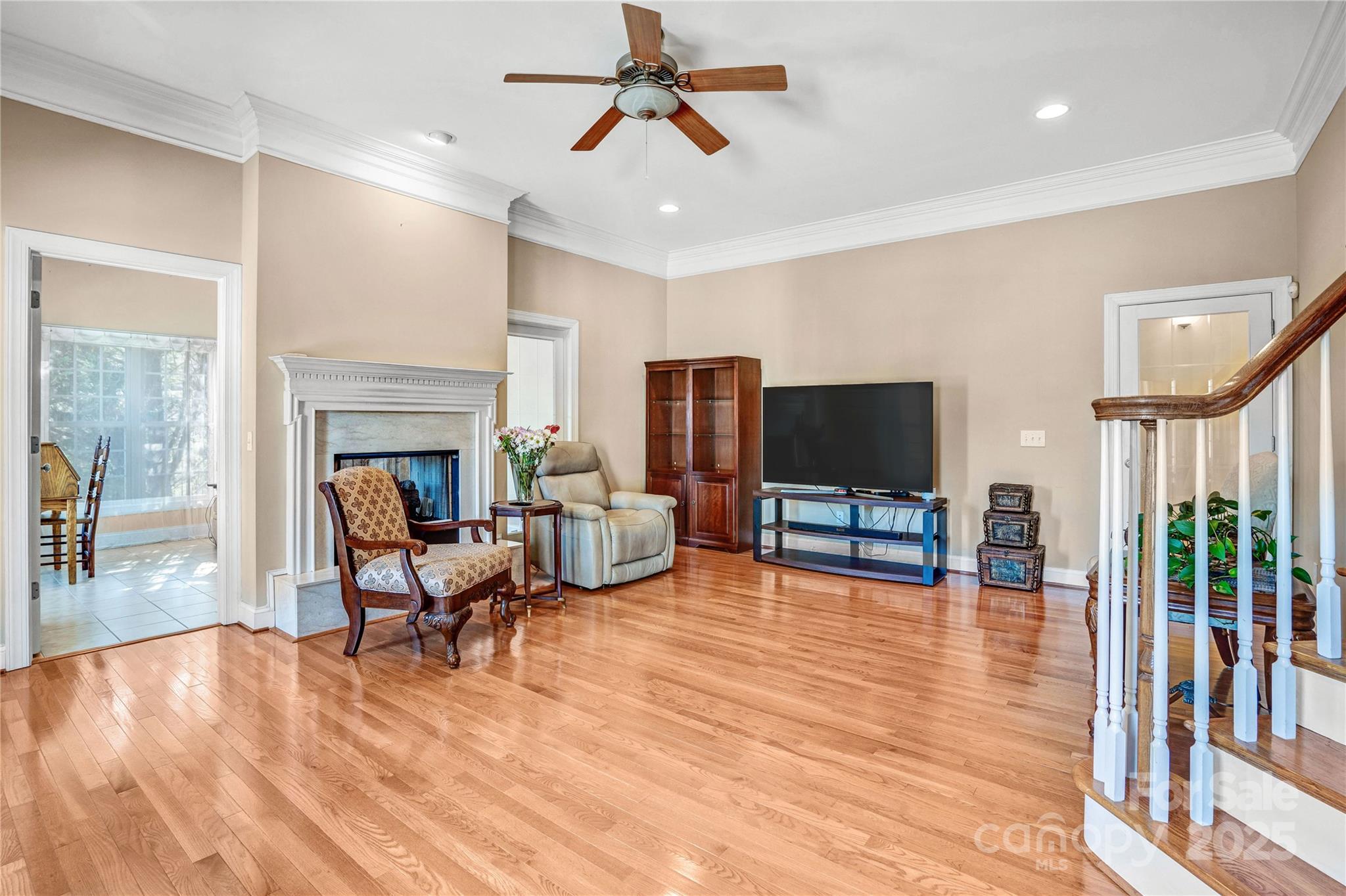 305 Chancelot Lane Property Photo 14