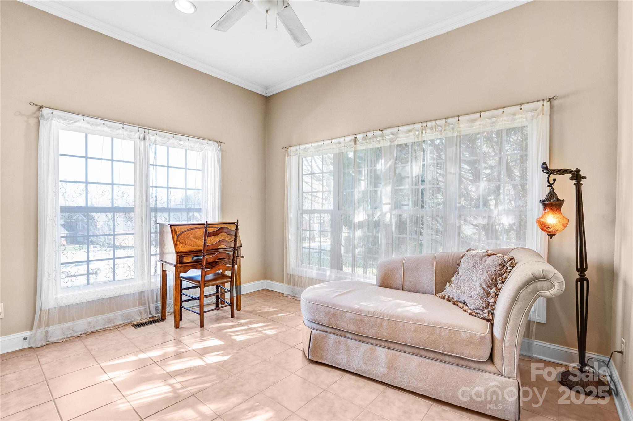 305 Chancelot Lane Property Photo 15