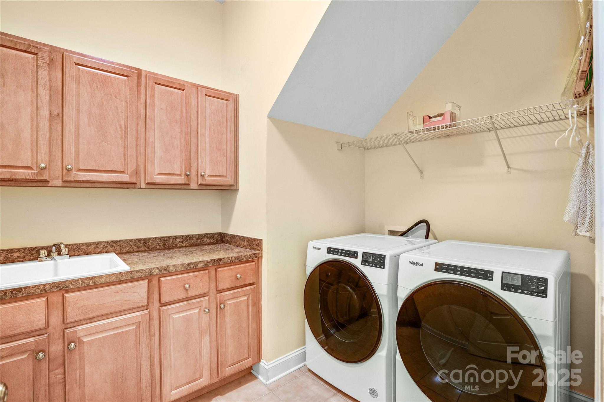 305 Chancelot Lane Property Photo 26