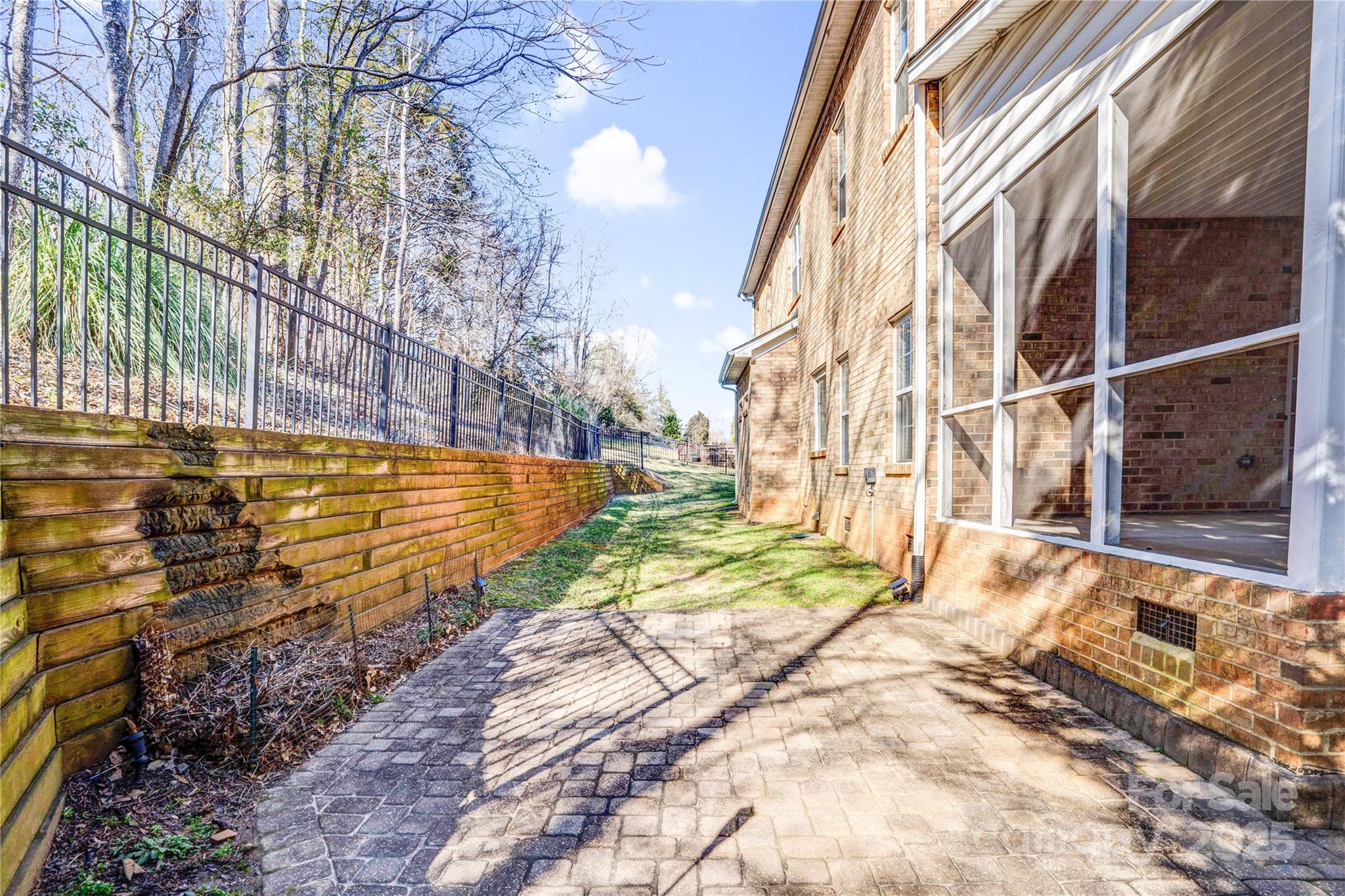 305 Chancelot Lane Property Photo 43