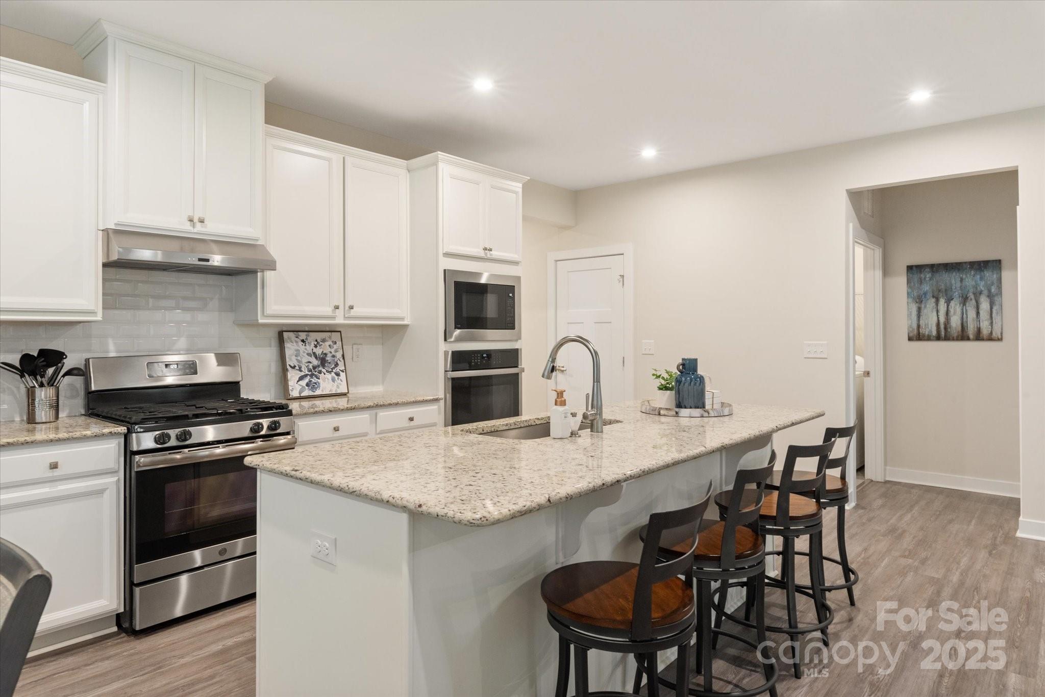 10140 Lilac Court Property Photo