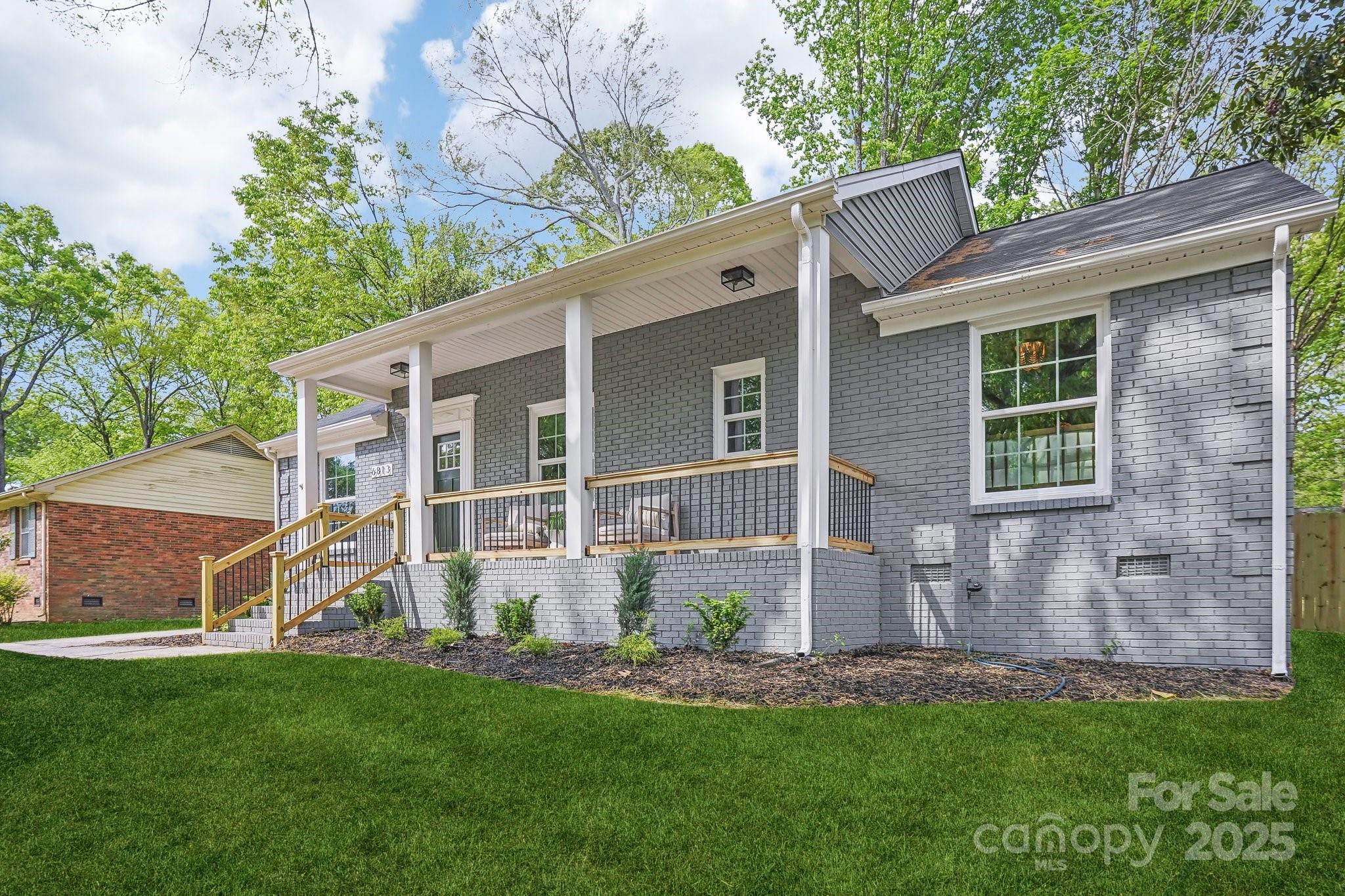 6813 Elm Forest Drive Property Photo
