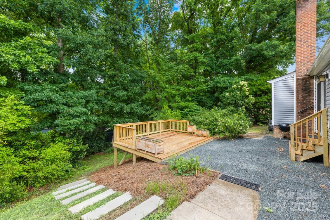 1133 Bloom Wood Lane Property Photo 41