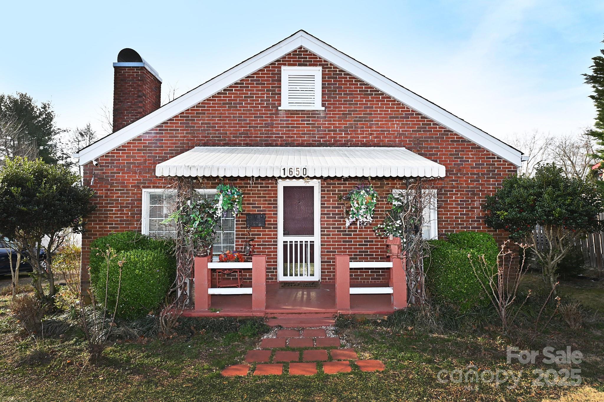 1650 10th Avenue Property Photo