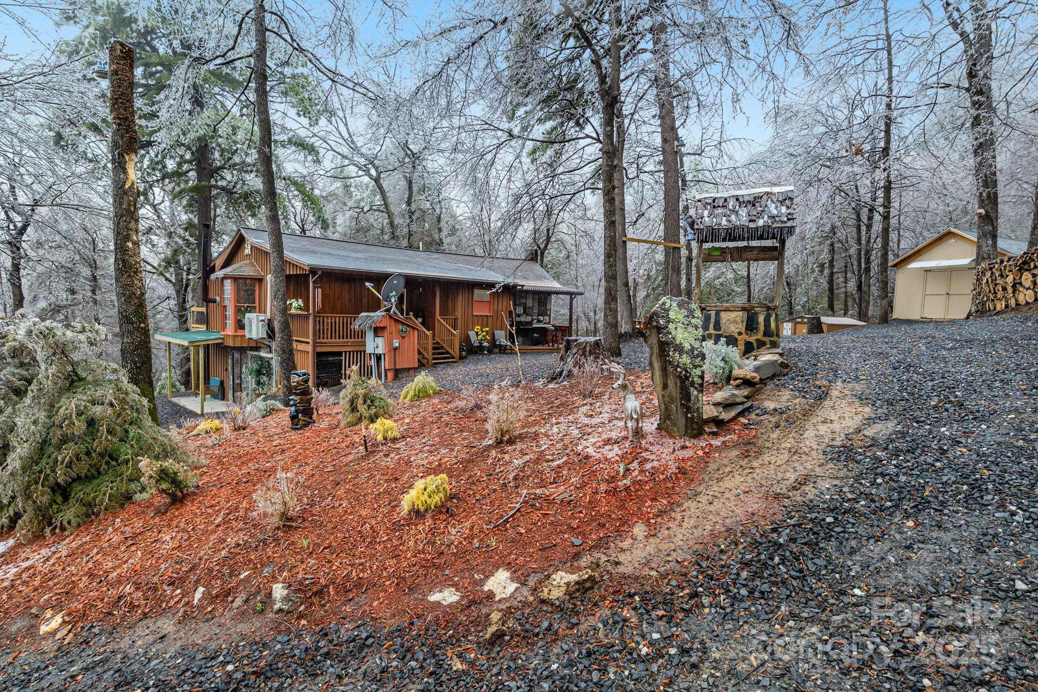 433 Waterfall Road Property Photo