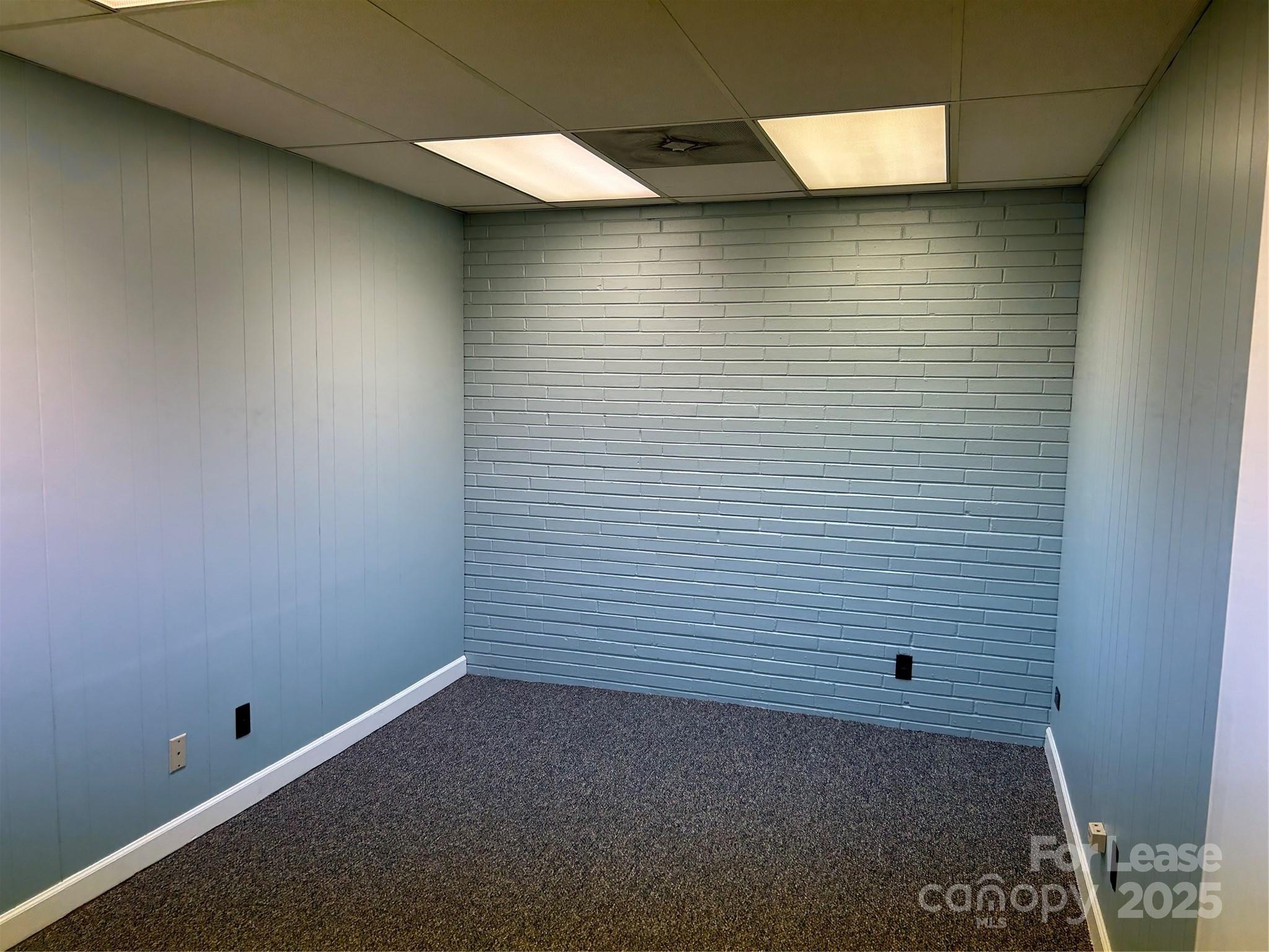 352 2nd Street Property Photo 4