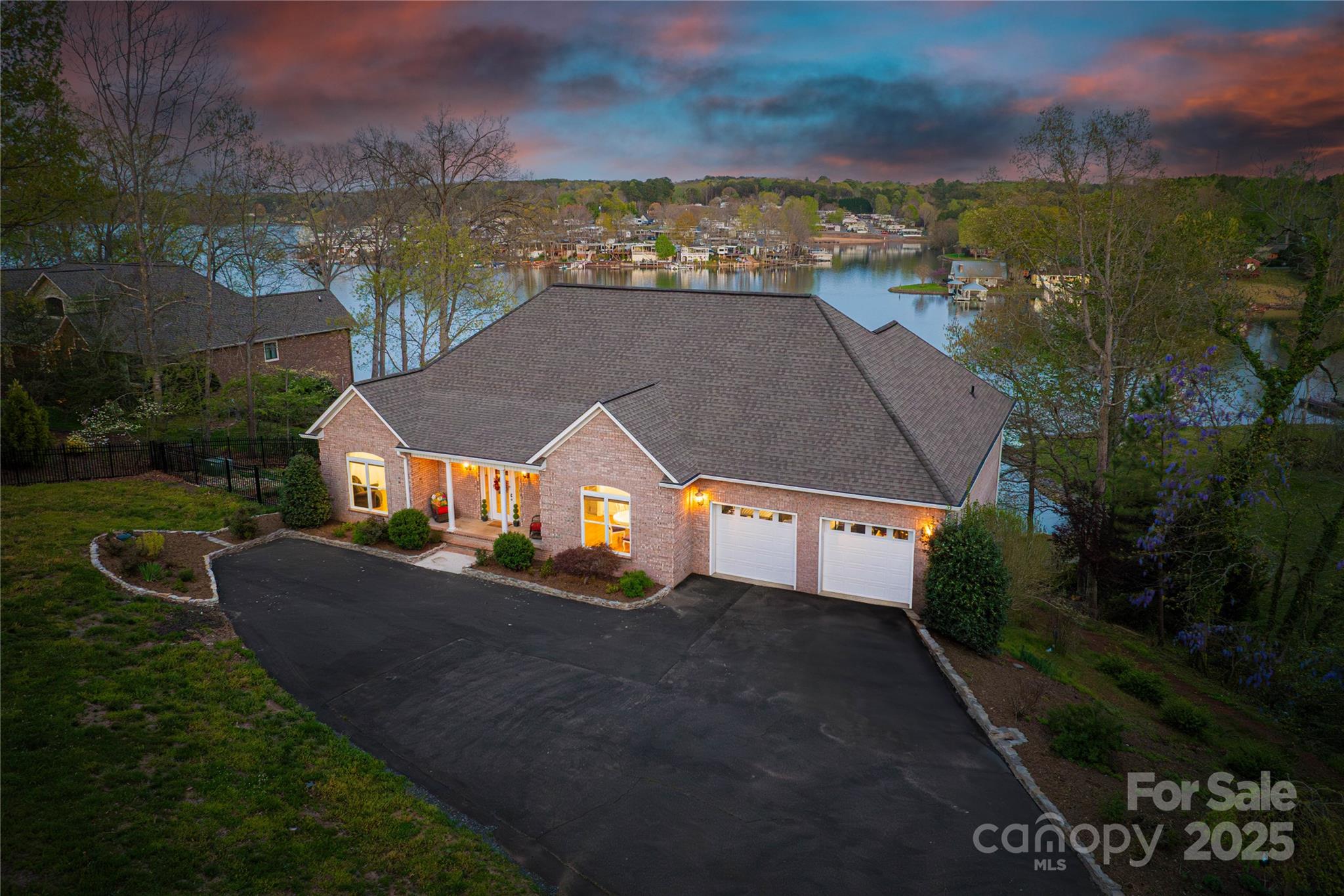 4164 54th Avenue Property Photo 3