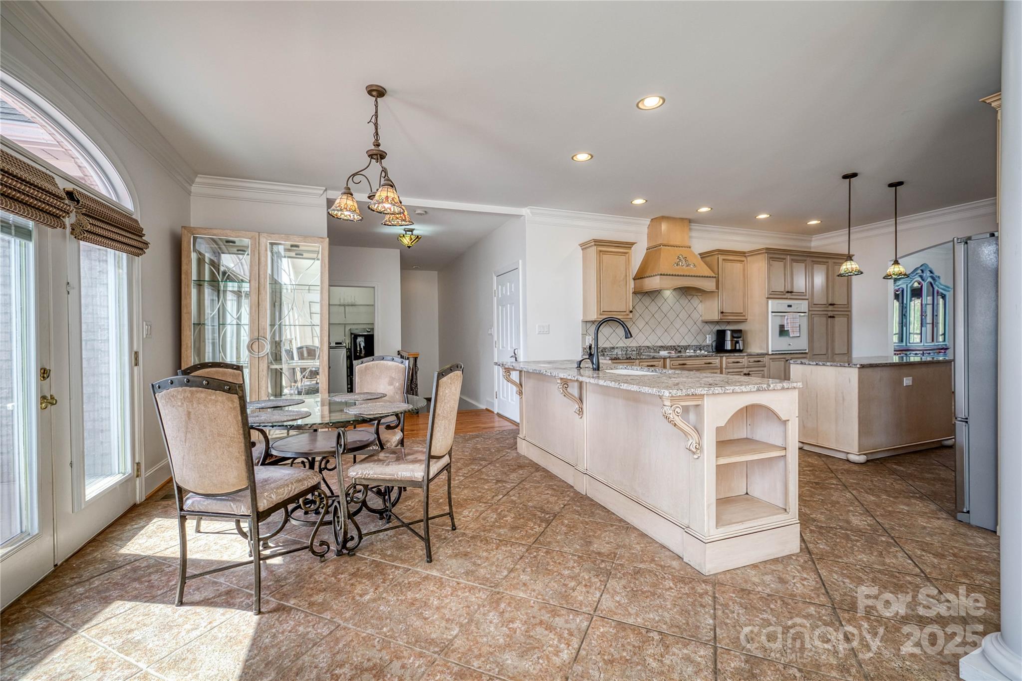 4164 54th Avenue Property Photo 9