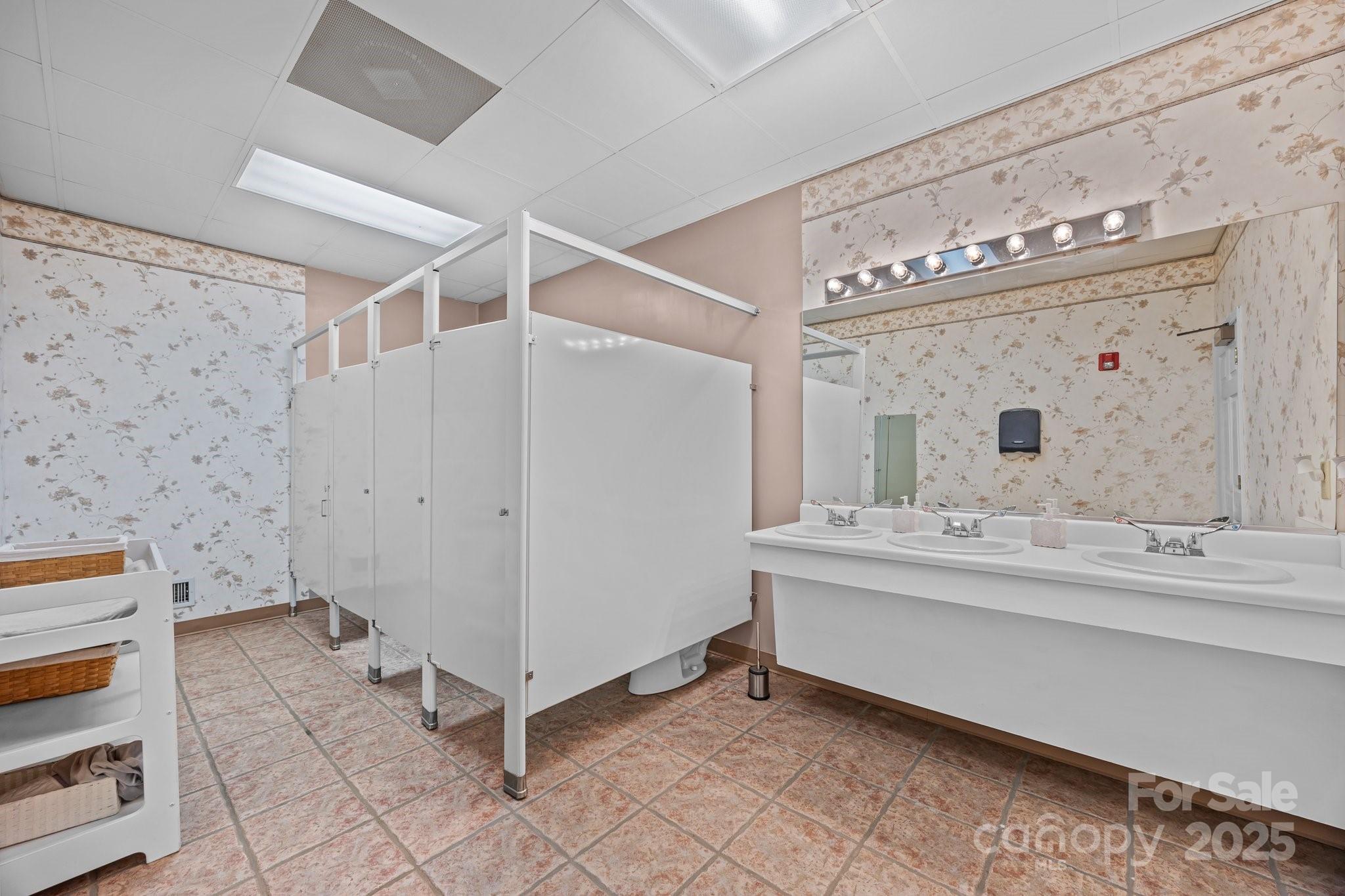 188 Wiggins Road Property Photo 16