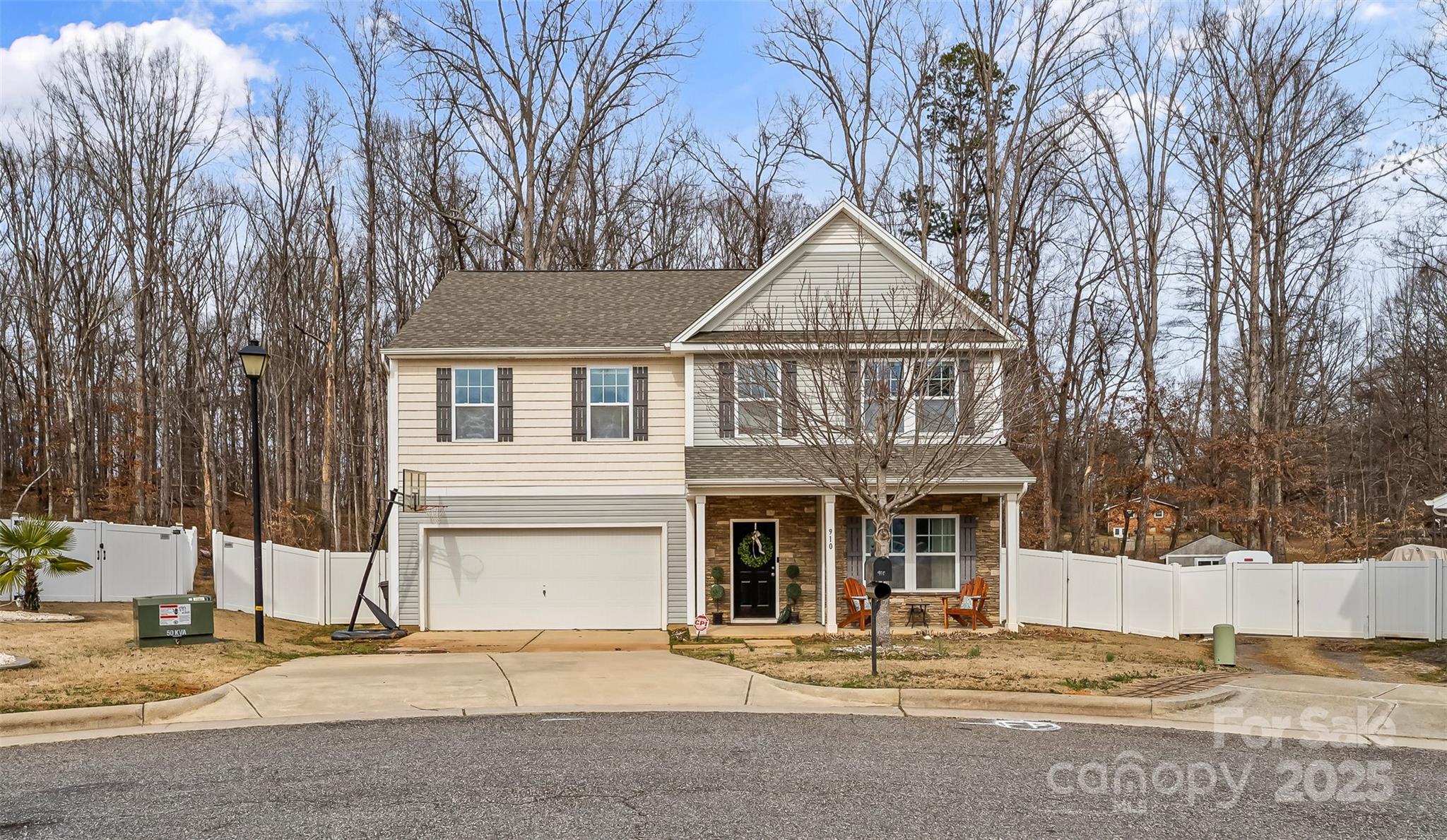 910 Mibbs Place Property Photo