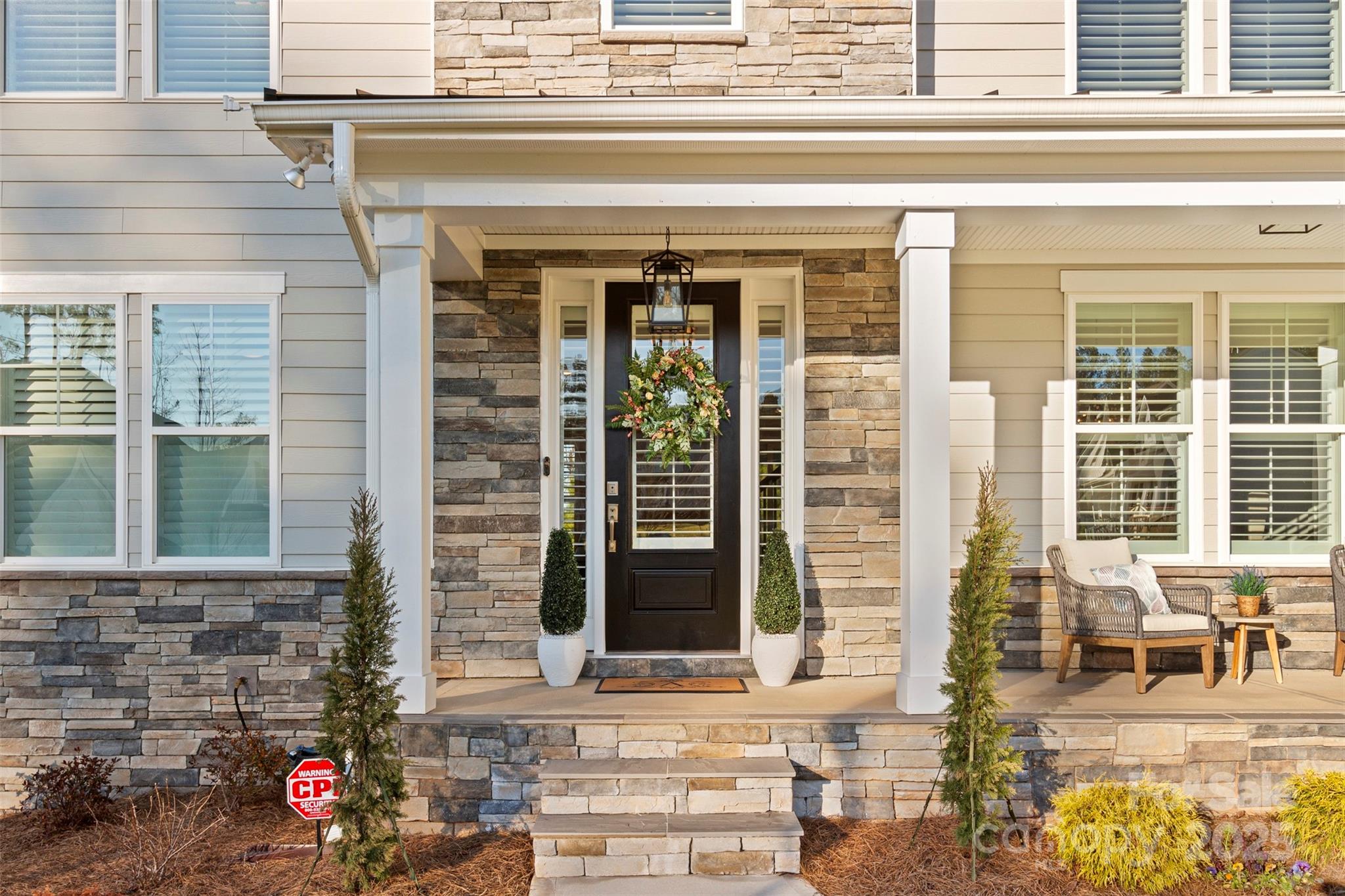 1801 Pin Oak Court Property Photo 4