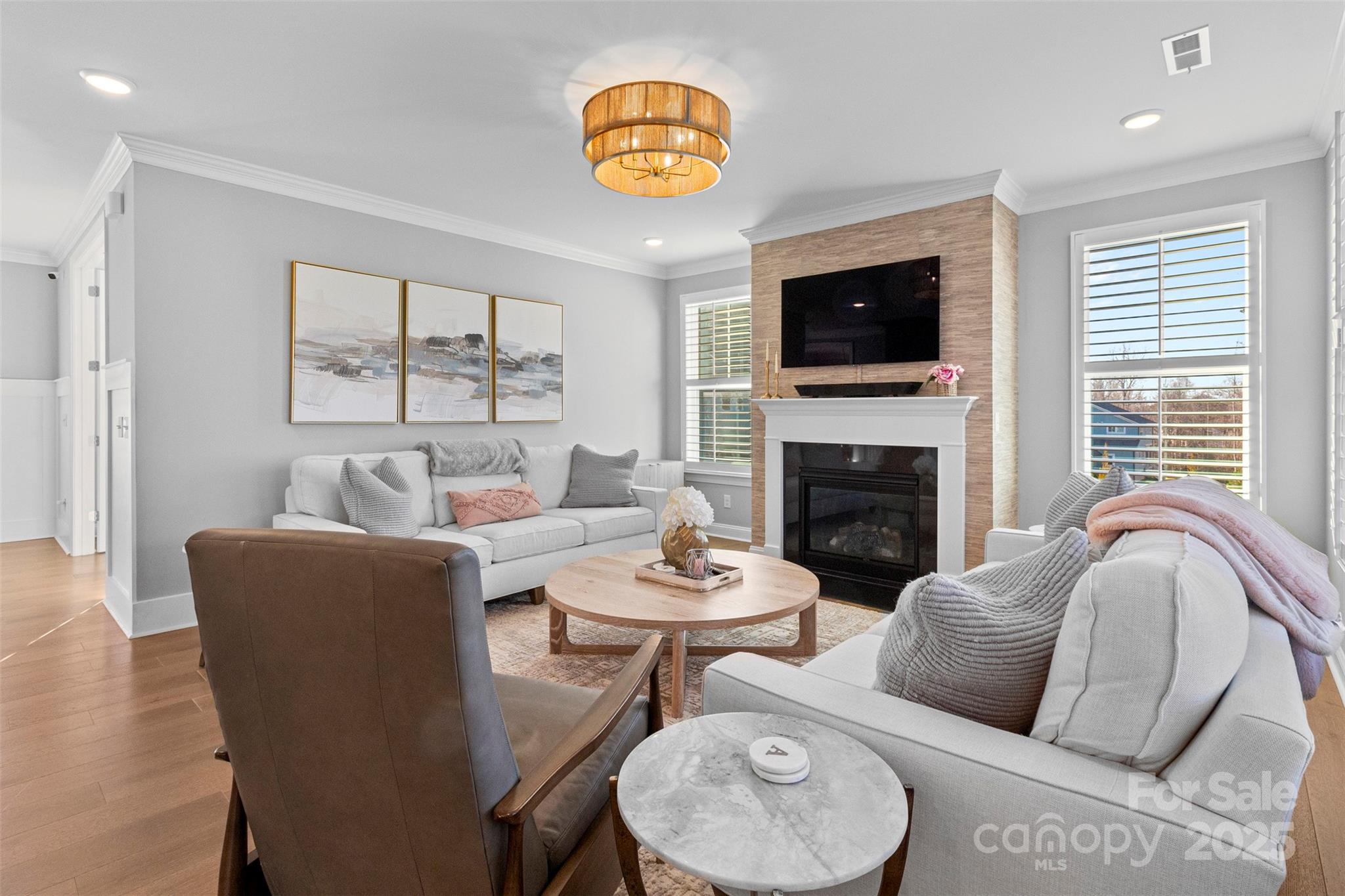1801 Pin Oak Court Property Photo 10