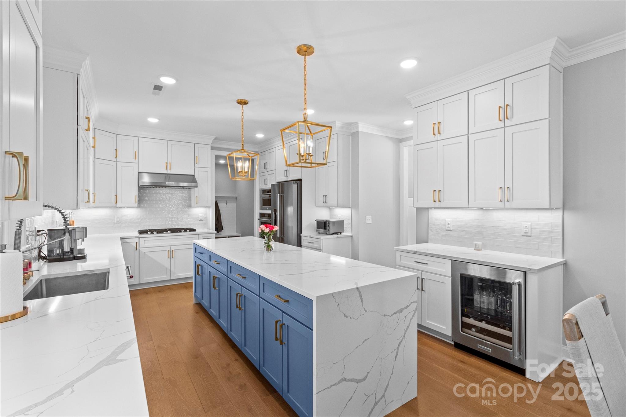1801 Pin Oak Court Property Photo 11