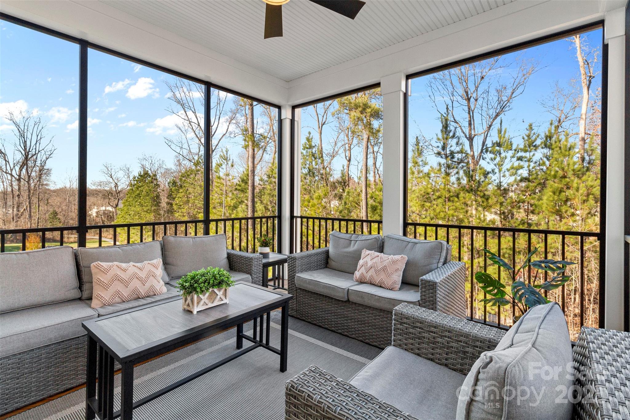 1801 Pin Oak Court Property Photo 14