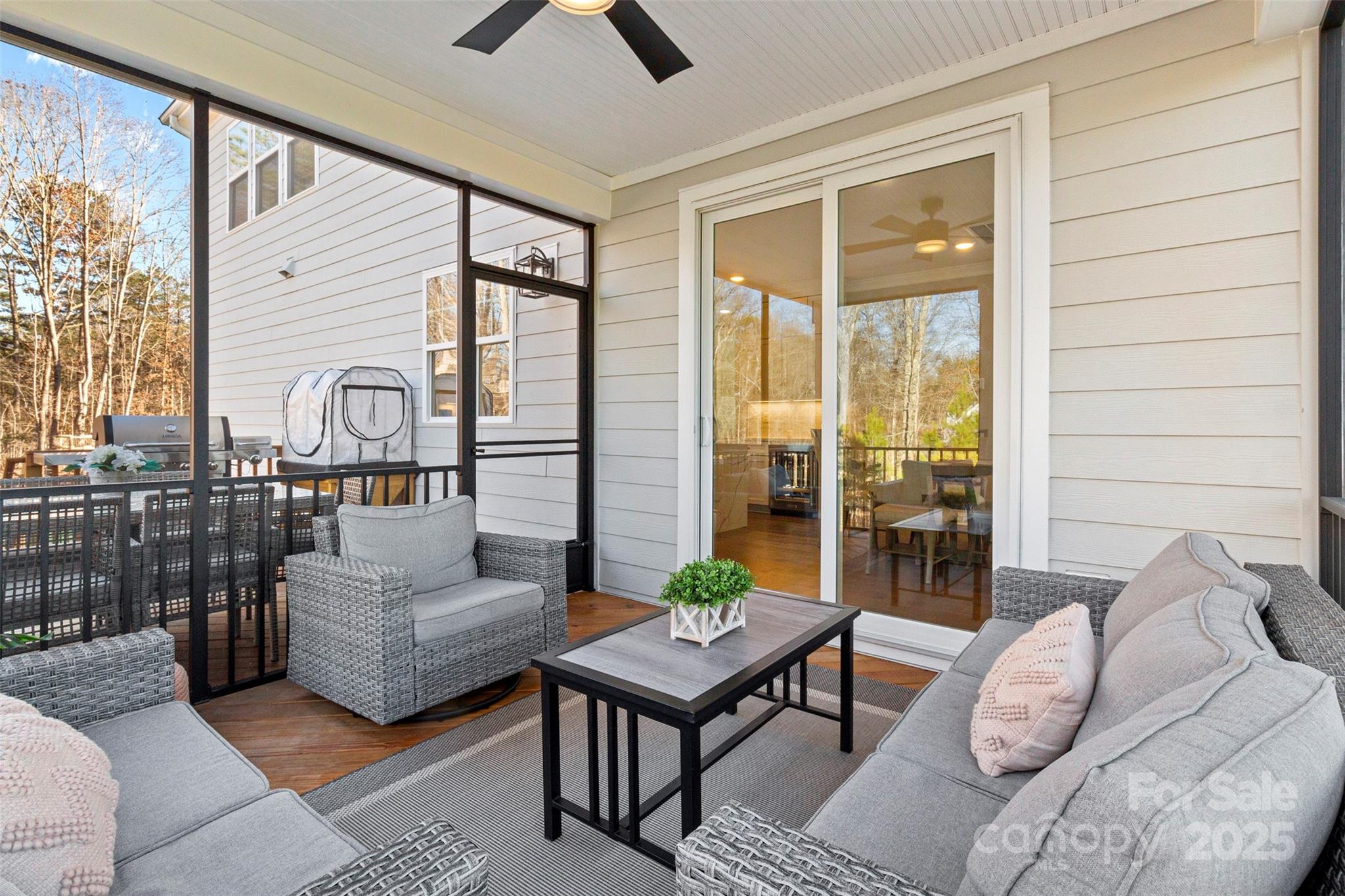 1801 Pin Oak Court Property Photo 15