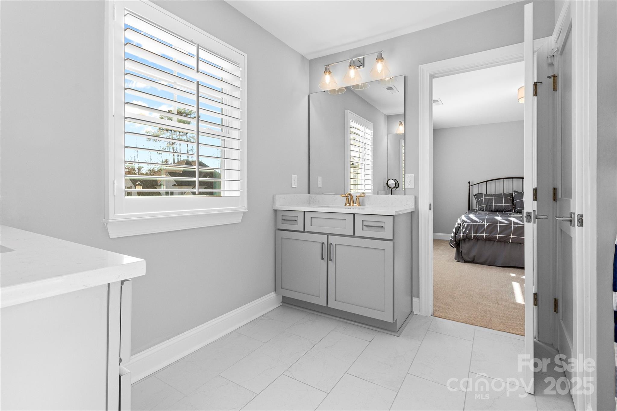 1801 Pin Oak Court Property Photo 22