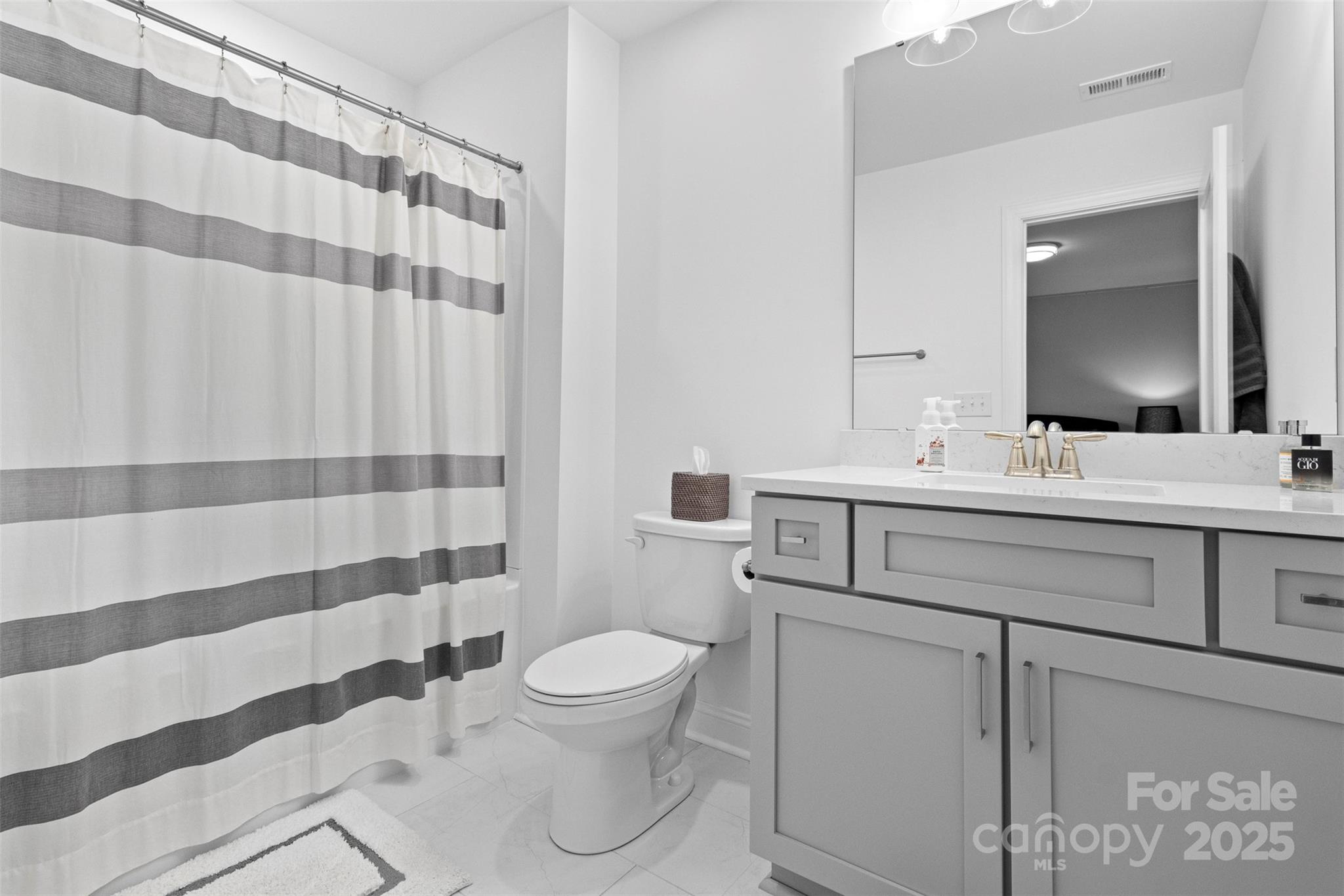 1801 Pin Oak Court Property Photo 25