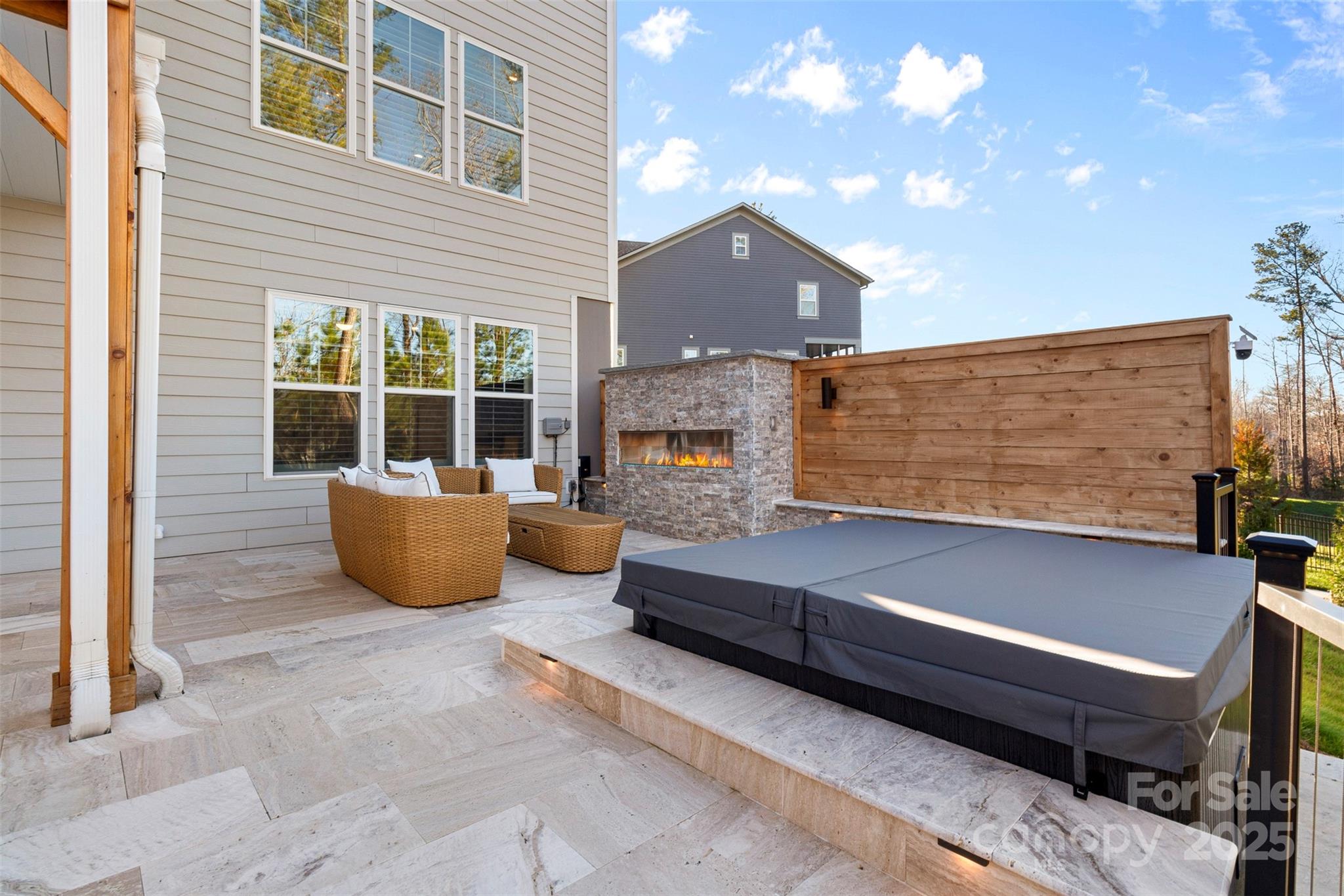 1801 Pin Oak Court Property Photo 38