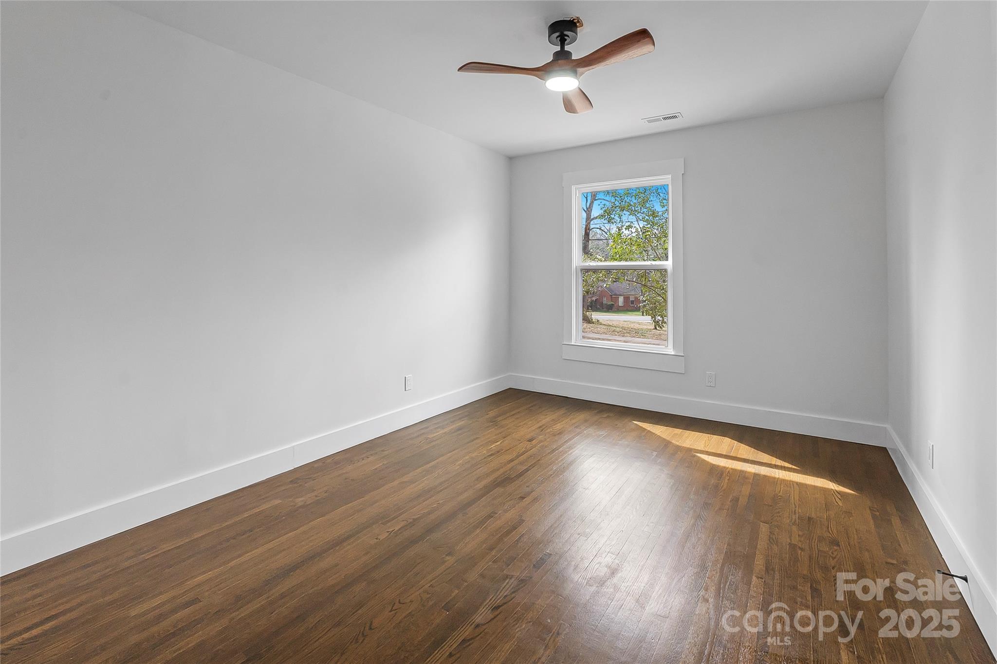 5825 Ruth Drive Property Photo 29