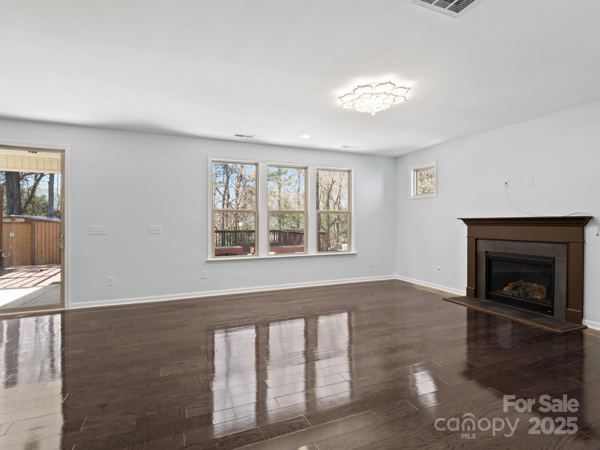 4329 Hunton Dale Road Property Photo 10